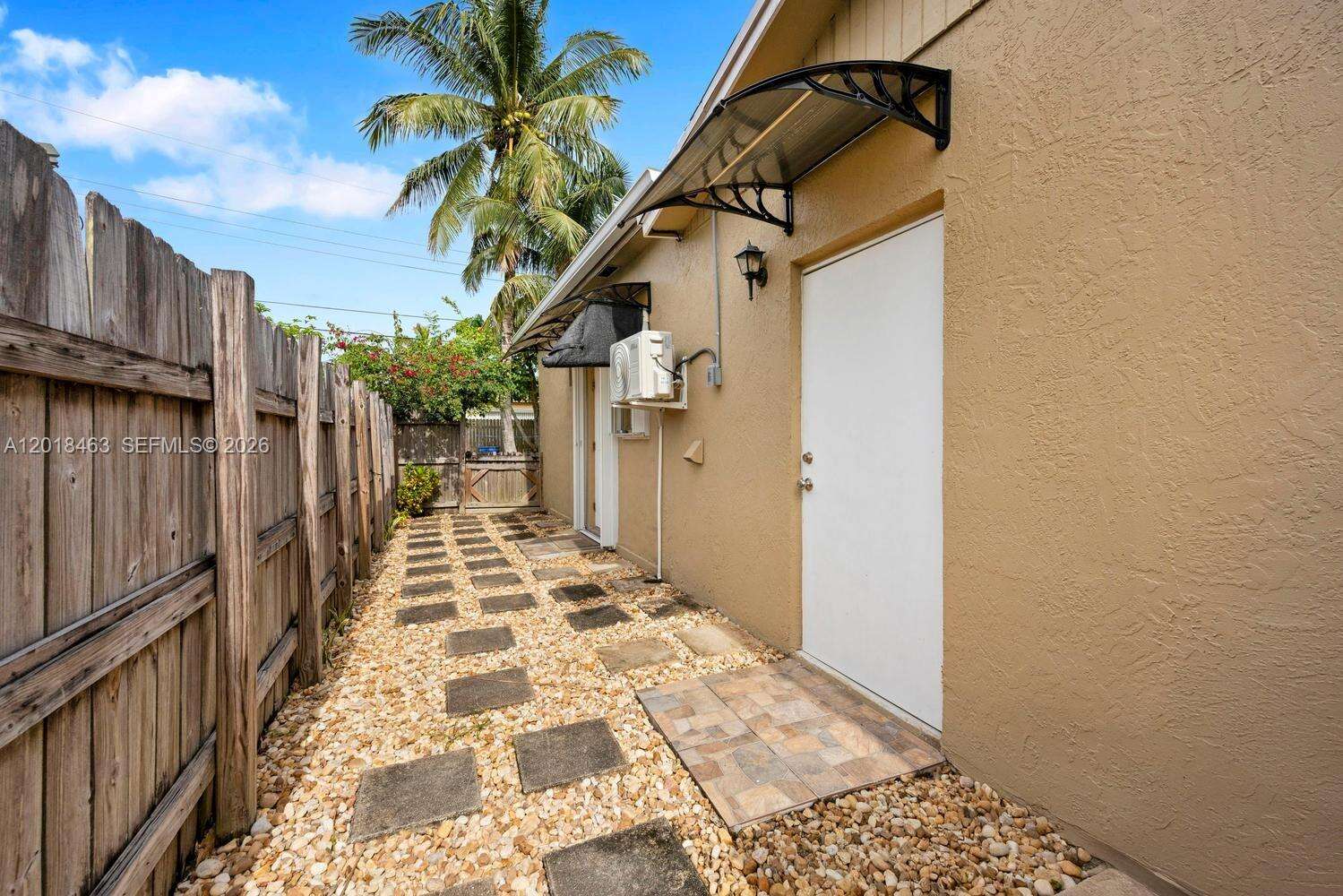 Miami | 15725 102nd Pl N/A | Picture 33