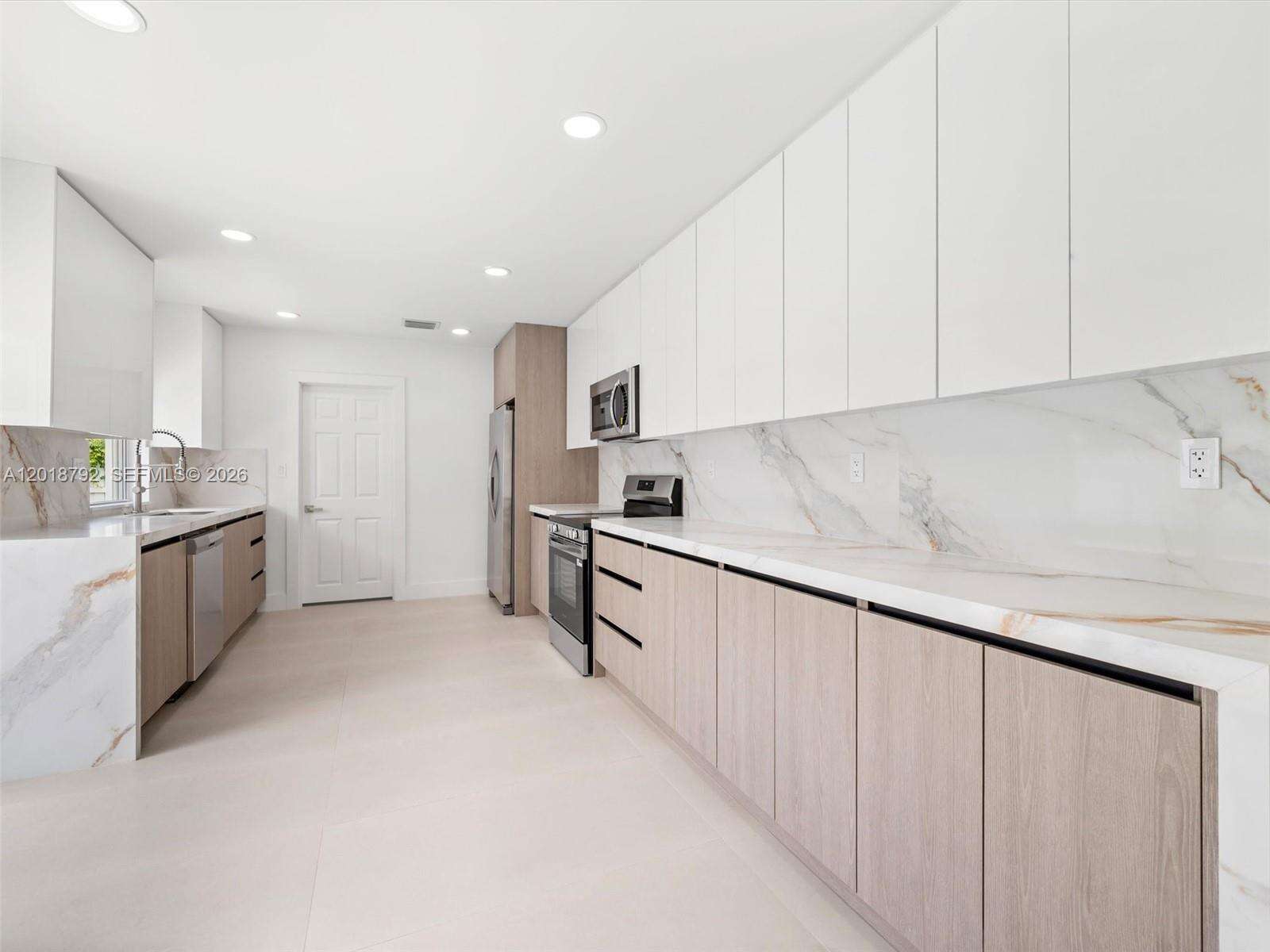 Lighthouse Point | 4211 27th Ave N/A | Picture 5