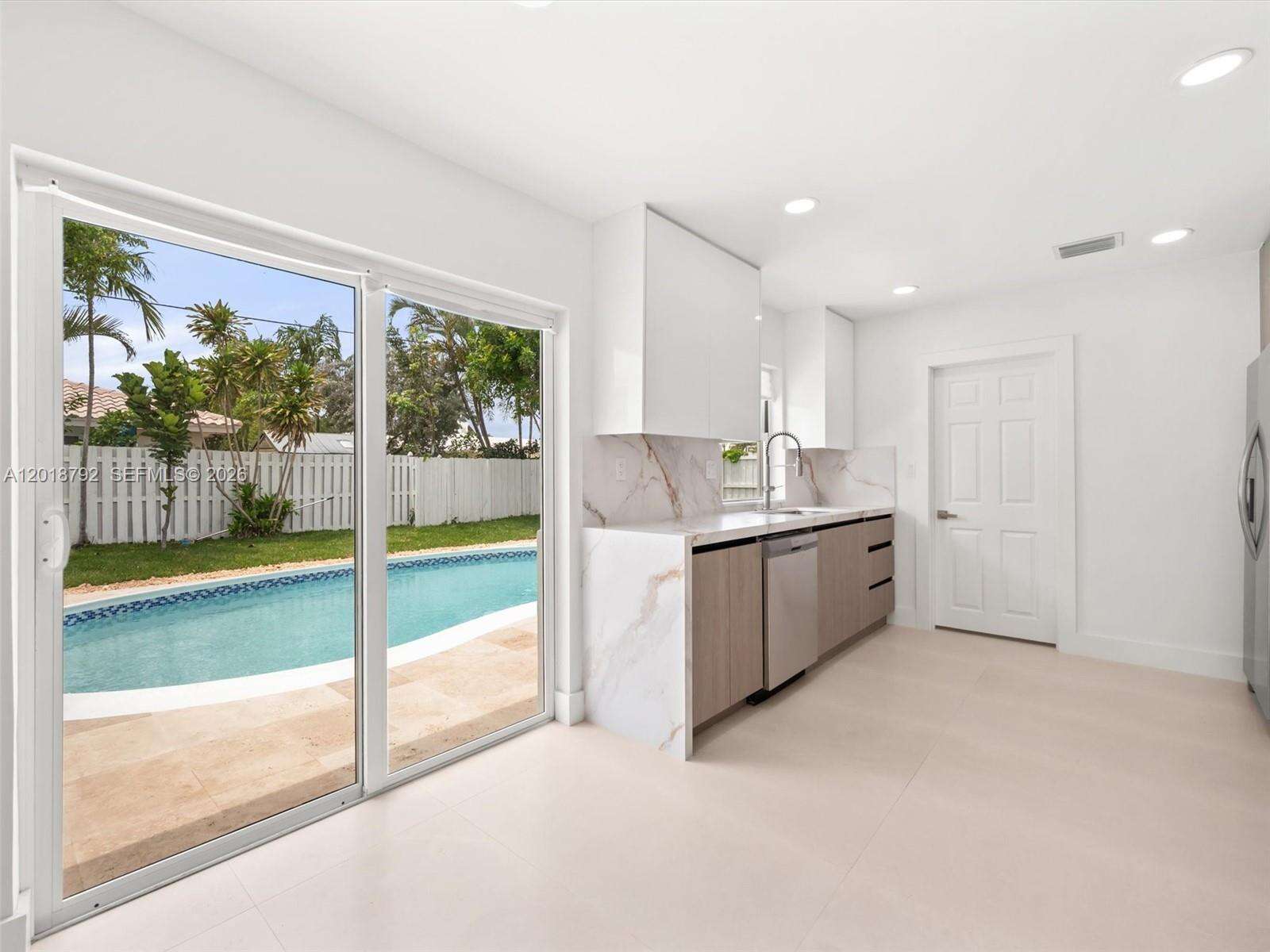 Lighthouse Point | 4211 27th Ave N/A | Picture 7