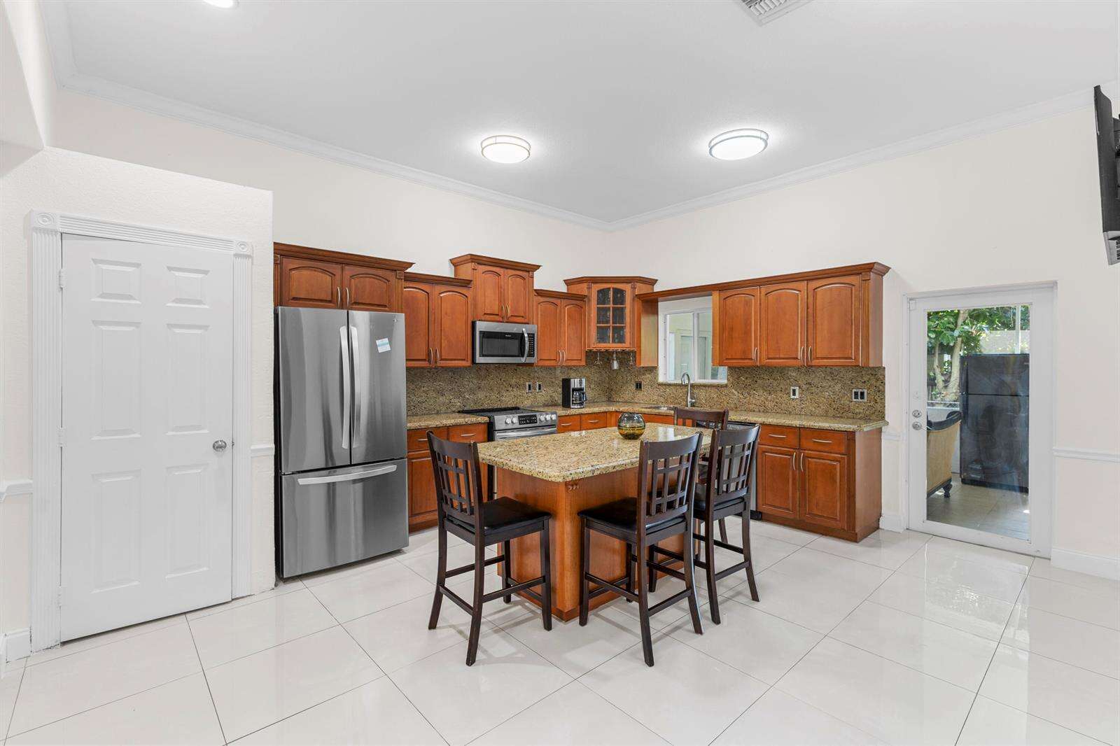 Hollywood | 321 72nd N/A | Picture 14