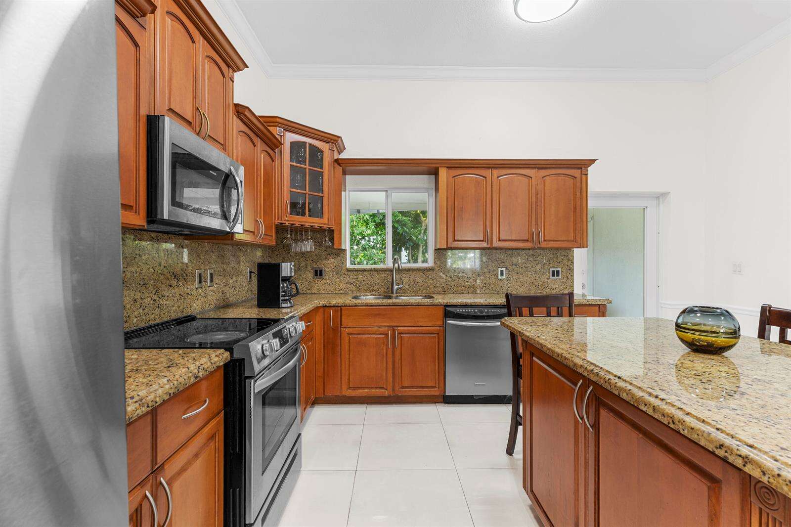 Hollywood | 321 72nd N/A | Picture 16