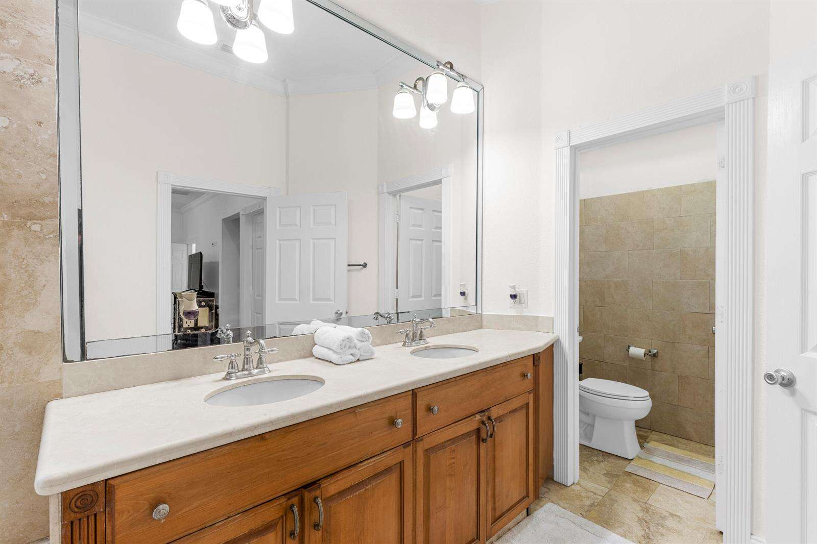 Hollywood | 321 72nd N/A | Picture 25