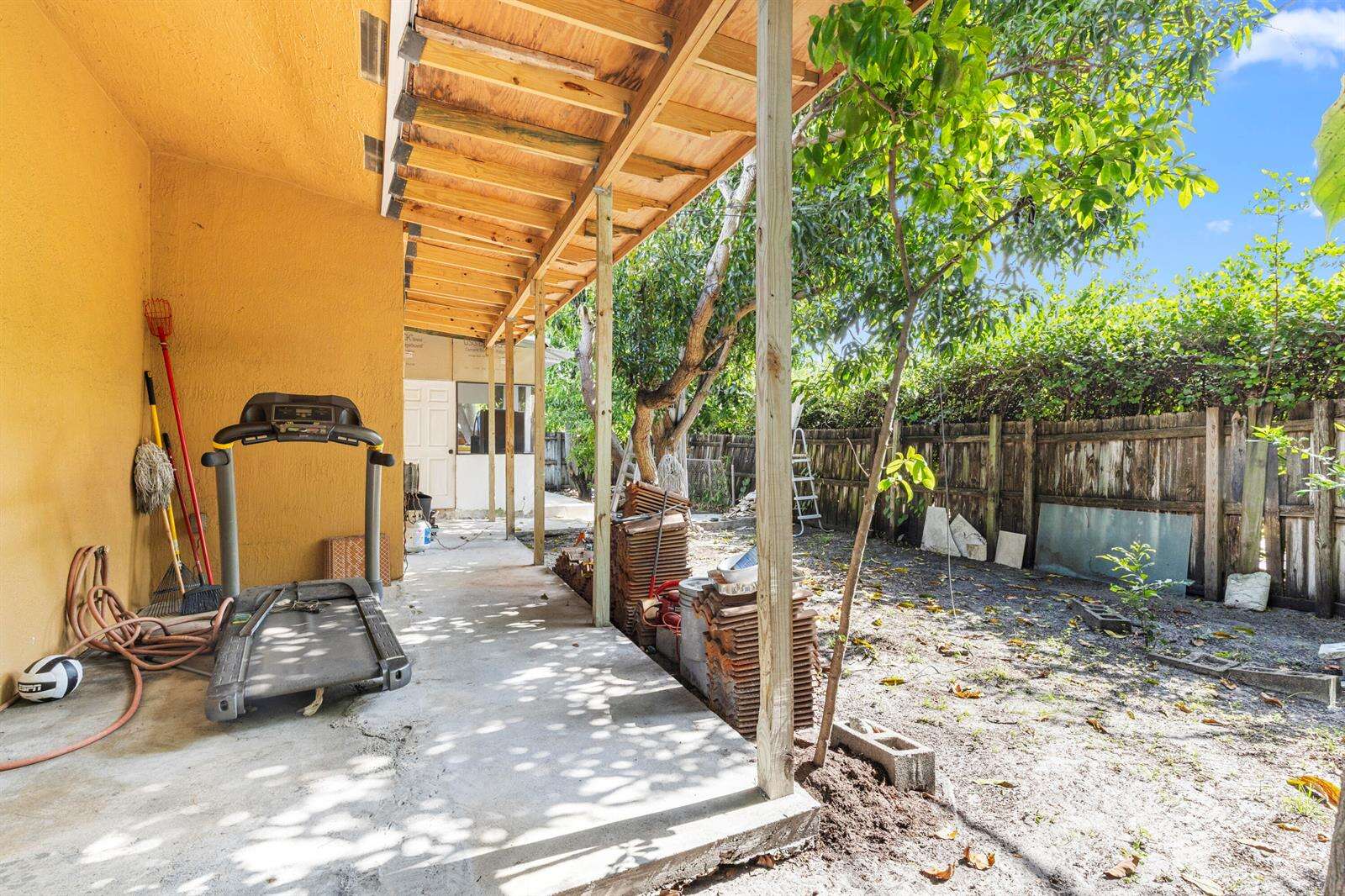 Hollywood | 321 72nd N/A | Picture 26