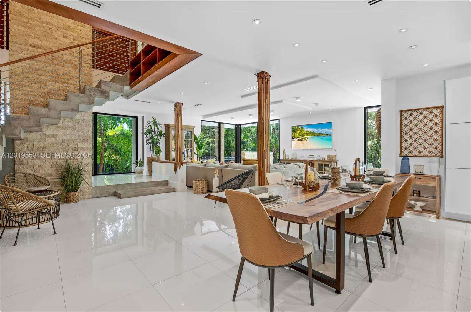 Miami | 994-990 78th N/A | Picture 12