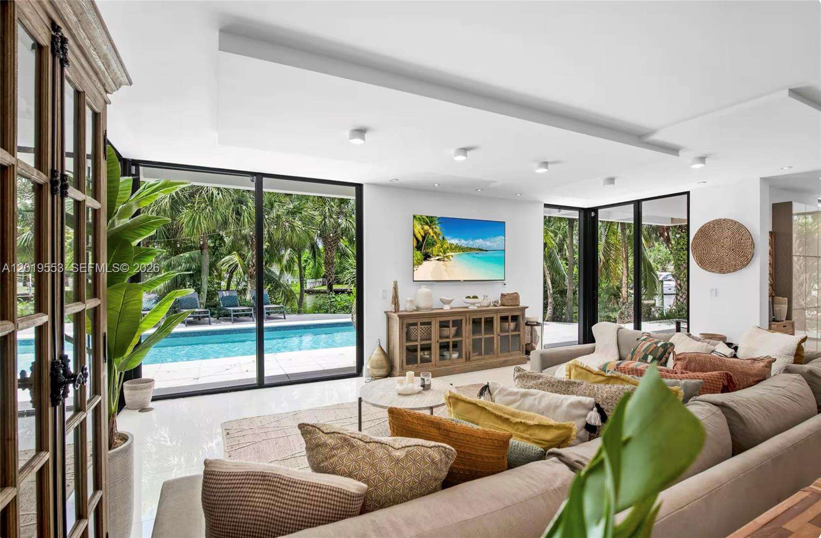Miami | 994-990 78th N/A | Picture 15