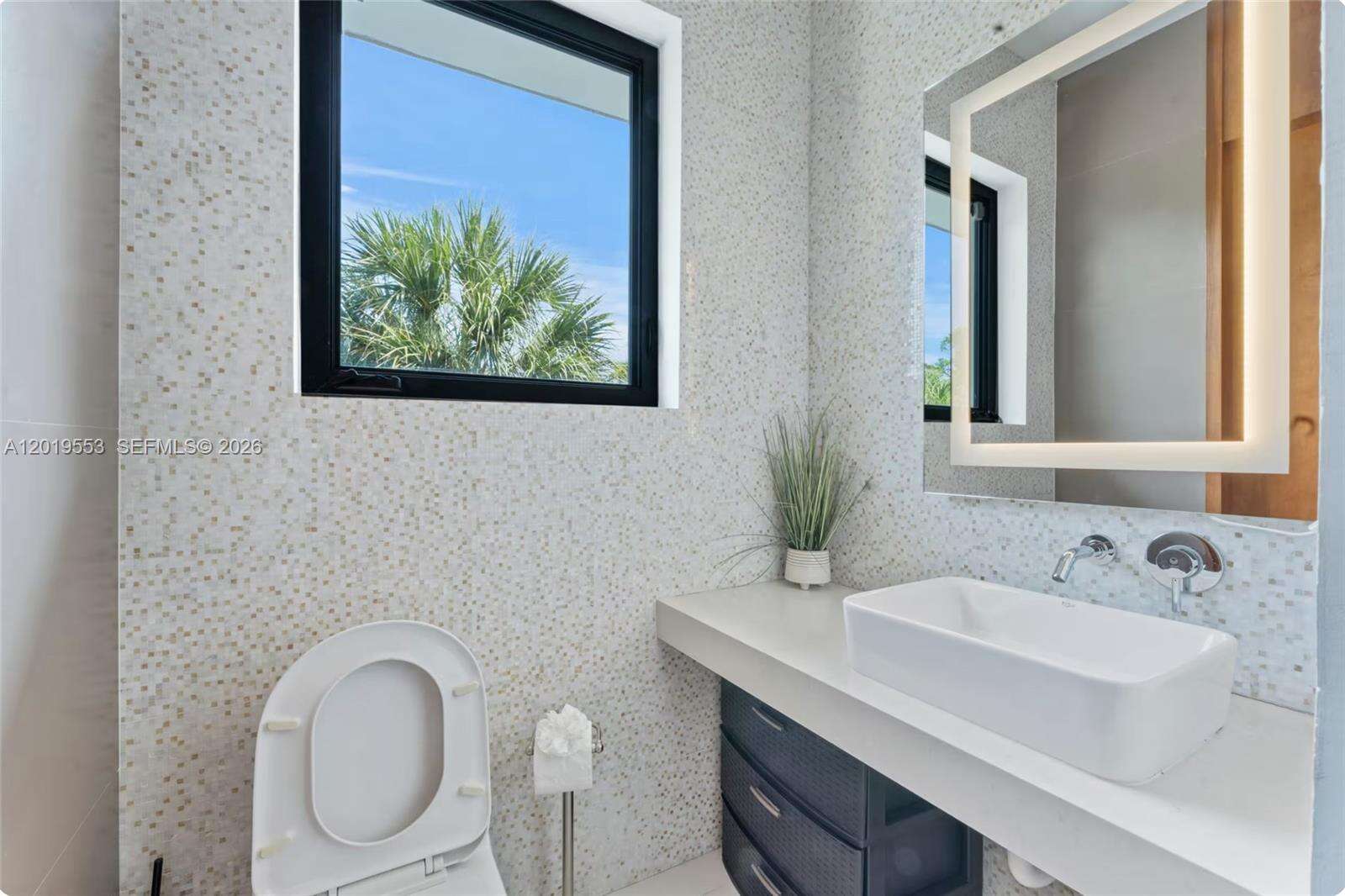 Miami | 994-990 78th N/A | Picture 33