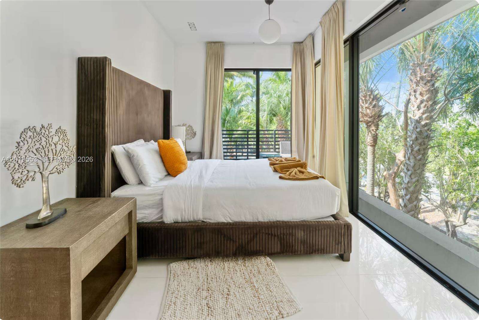 Miami | 994-990 78th N/A | Picture 35