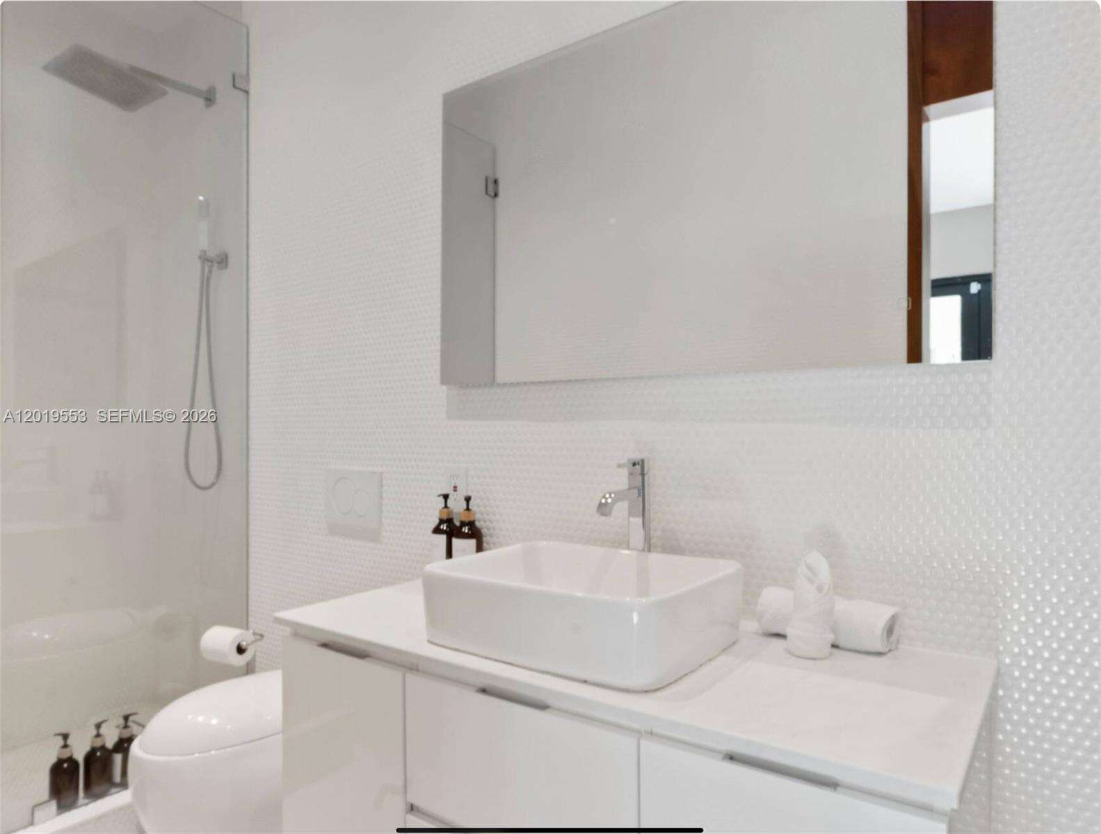 Miami | 994-990 78th N/A | Picture 39
