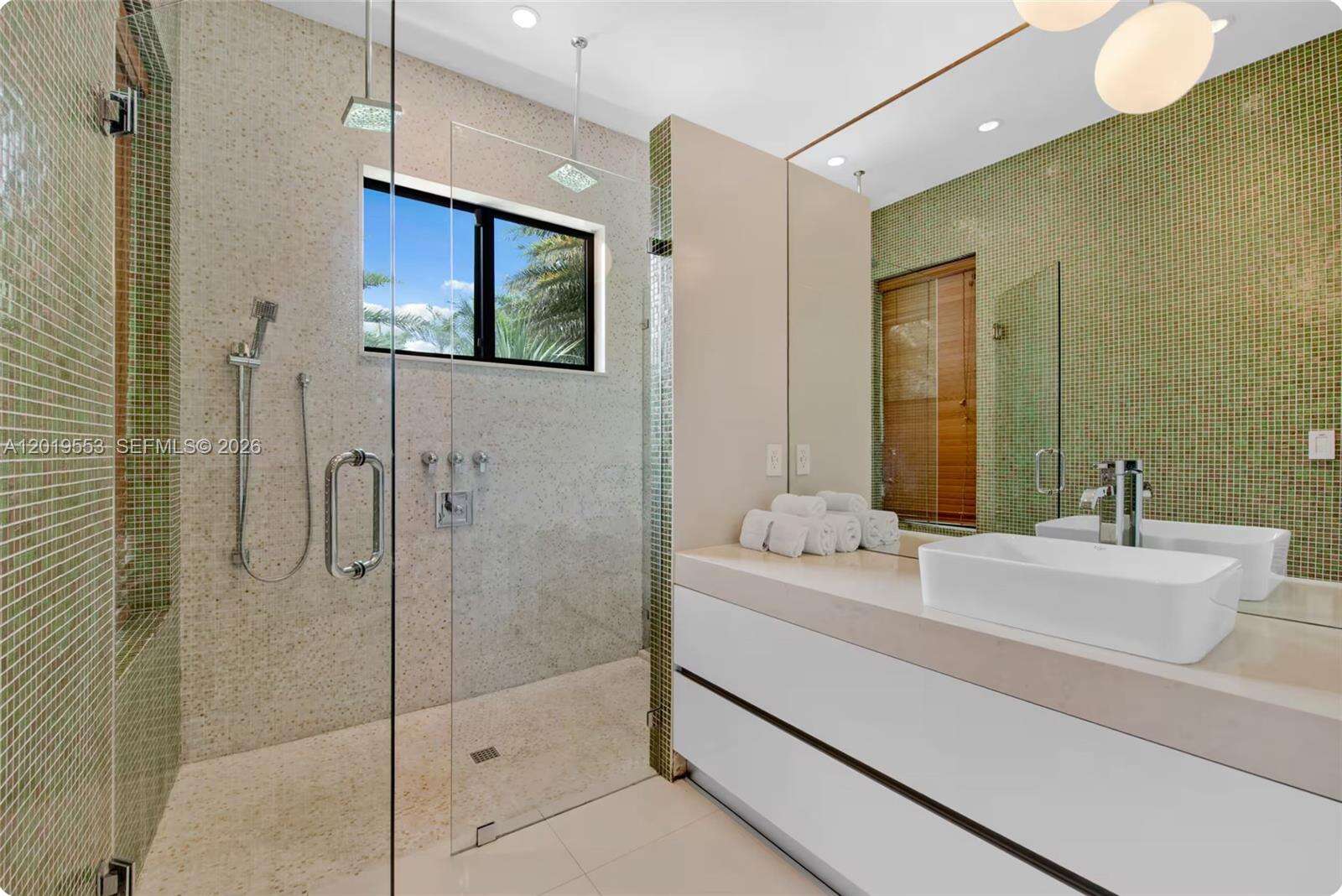 Miami | 994-990 78th N/A | Picture 42