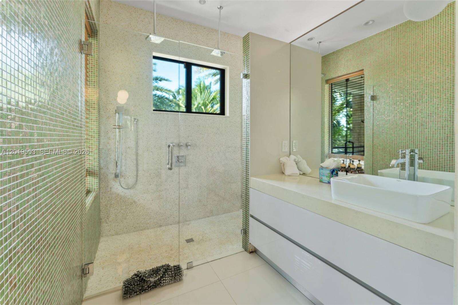 Miami | 994-990 78th N/A | Picture 44