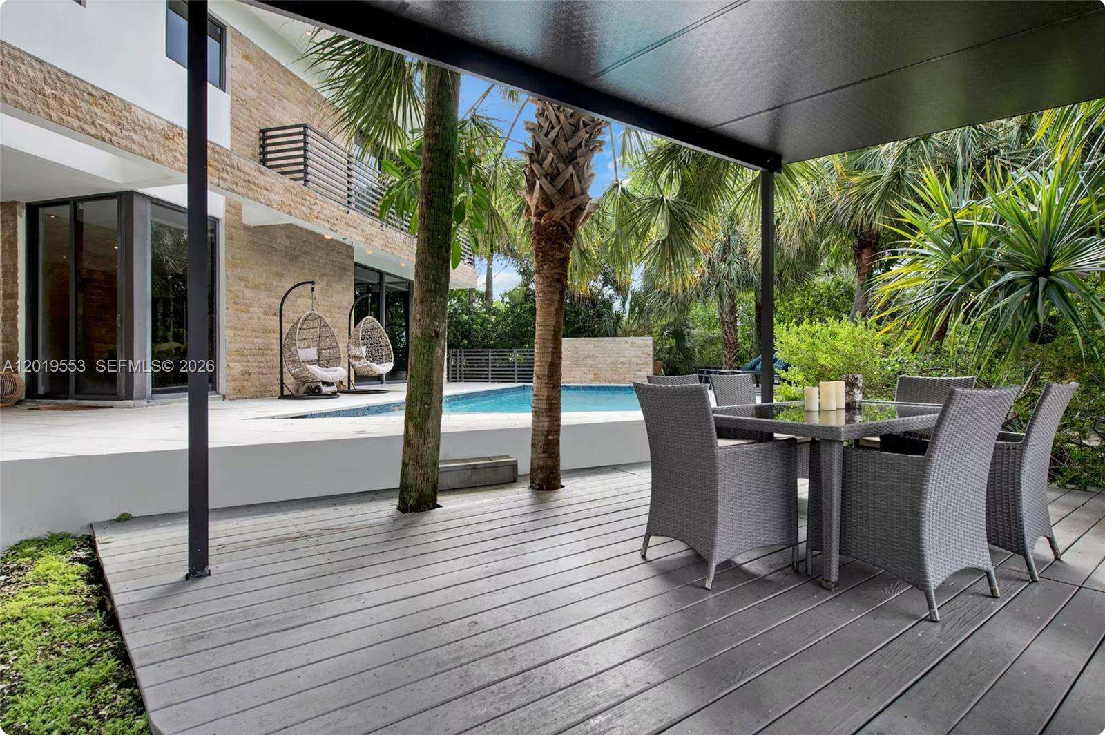 Miami | 994-990 78th N/A | Picture 48