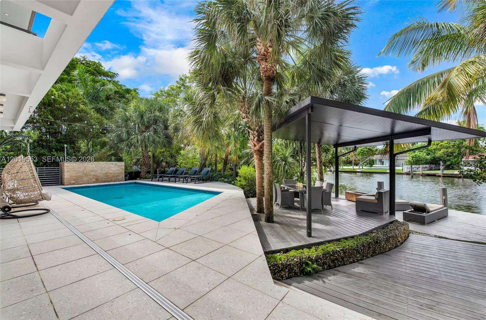 Miami | 994-990 78th N/A | Picture 62