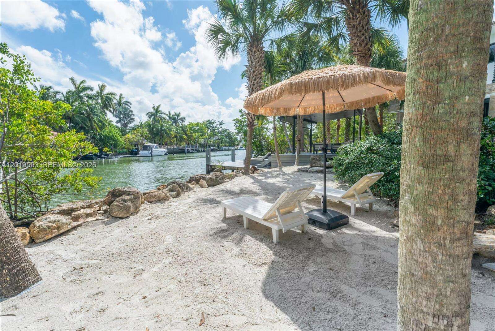 Miami | 994-990 78th N/A | Picture 64