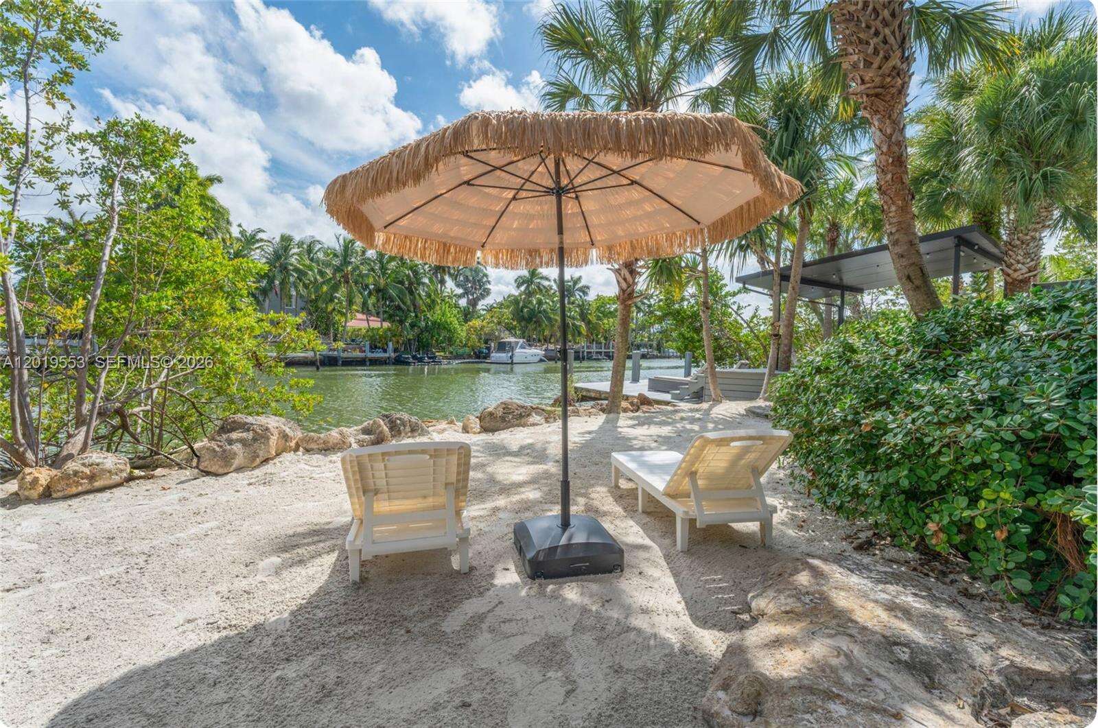 Miami | 994-990 78th N/A | Picture 66