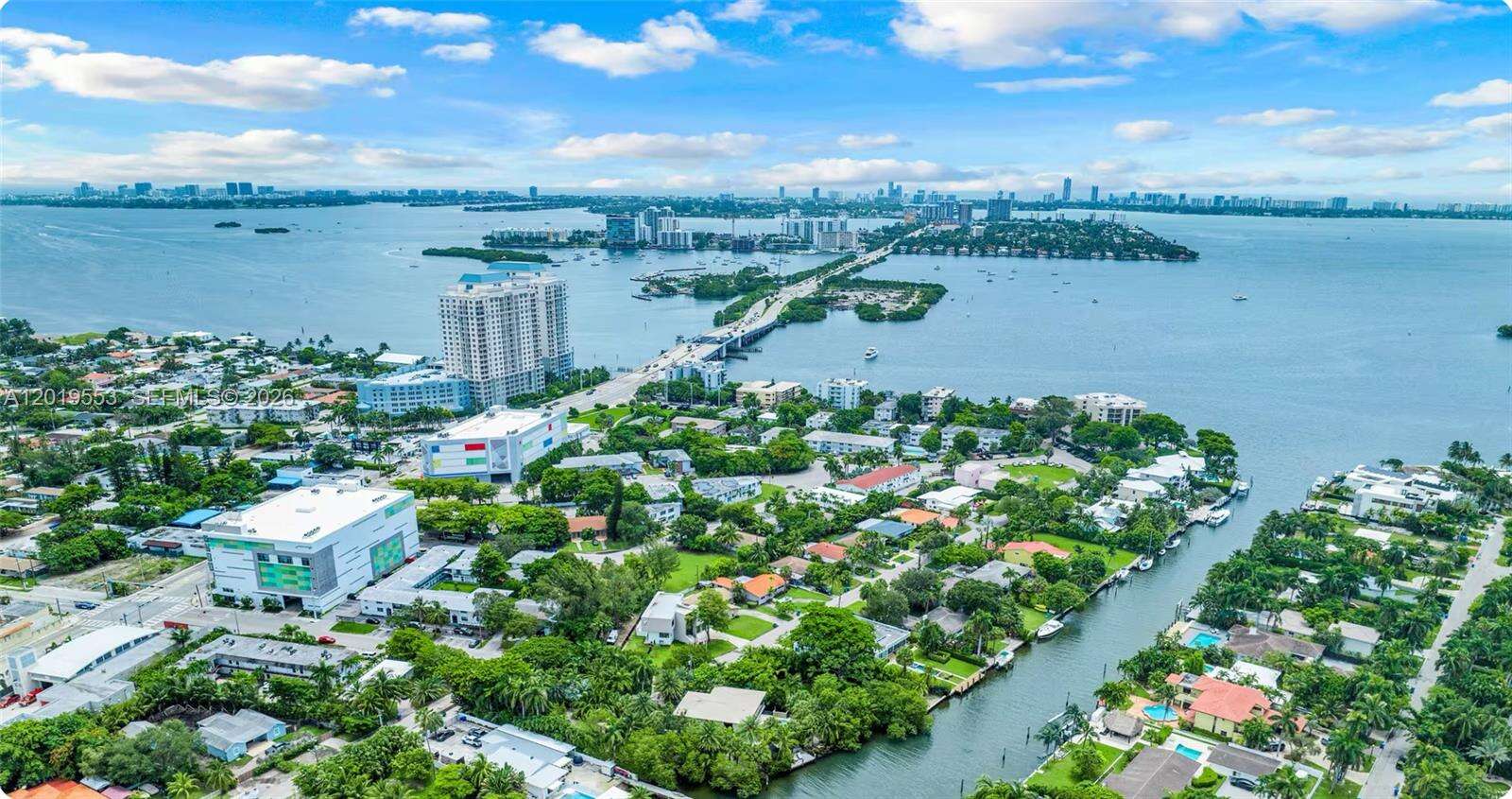 Miami | 994-990 78th N/A | Picture 72