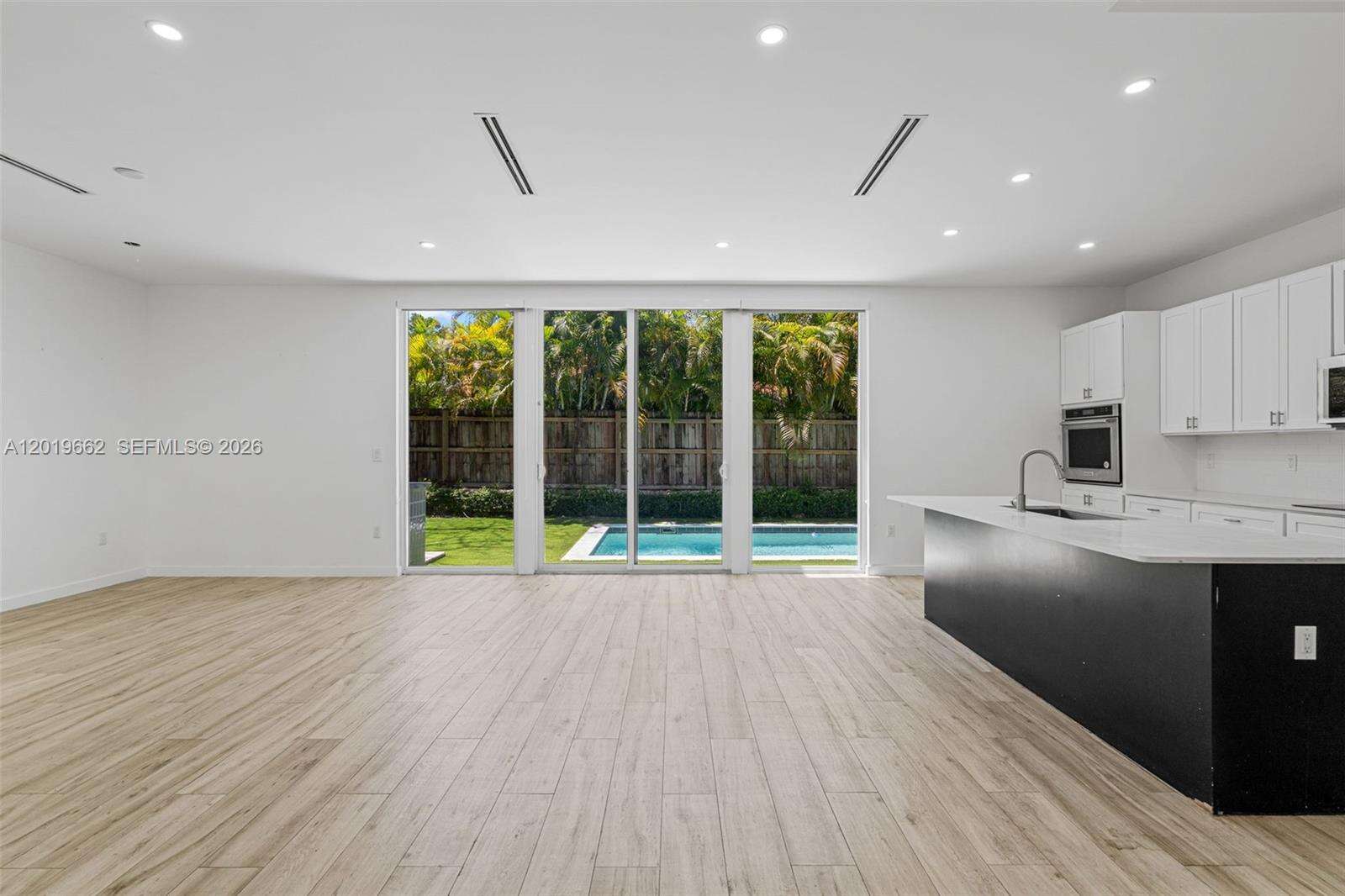 Miami | 1816 23rd St N/A | Picture 15