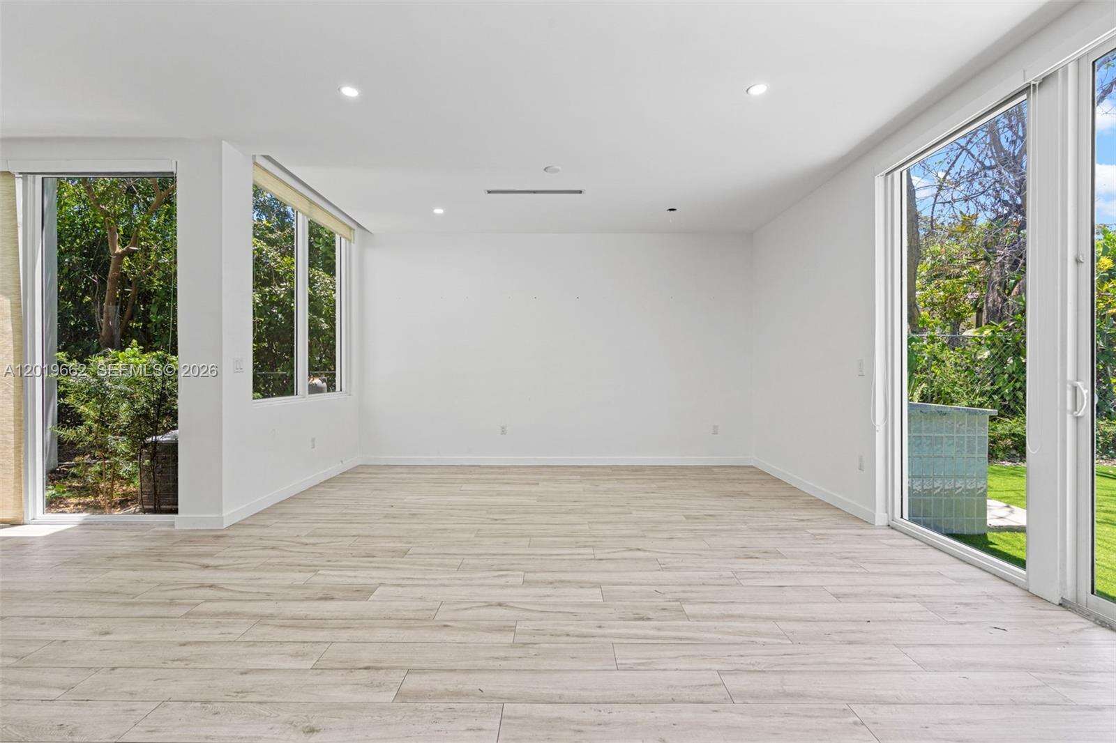 Miami | 1816 23rd St N/A | Picture 17