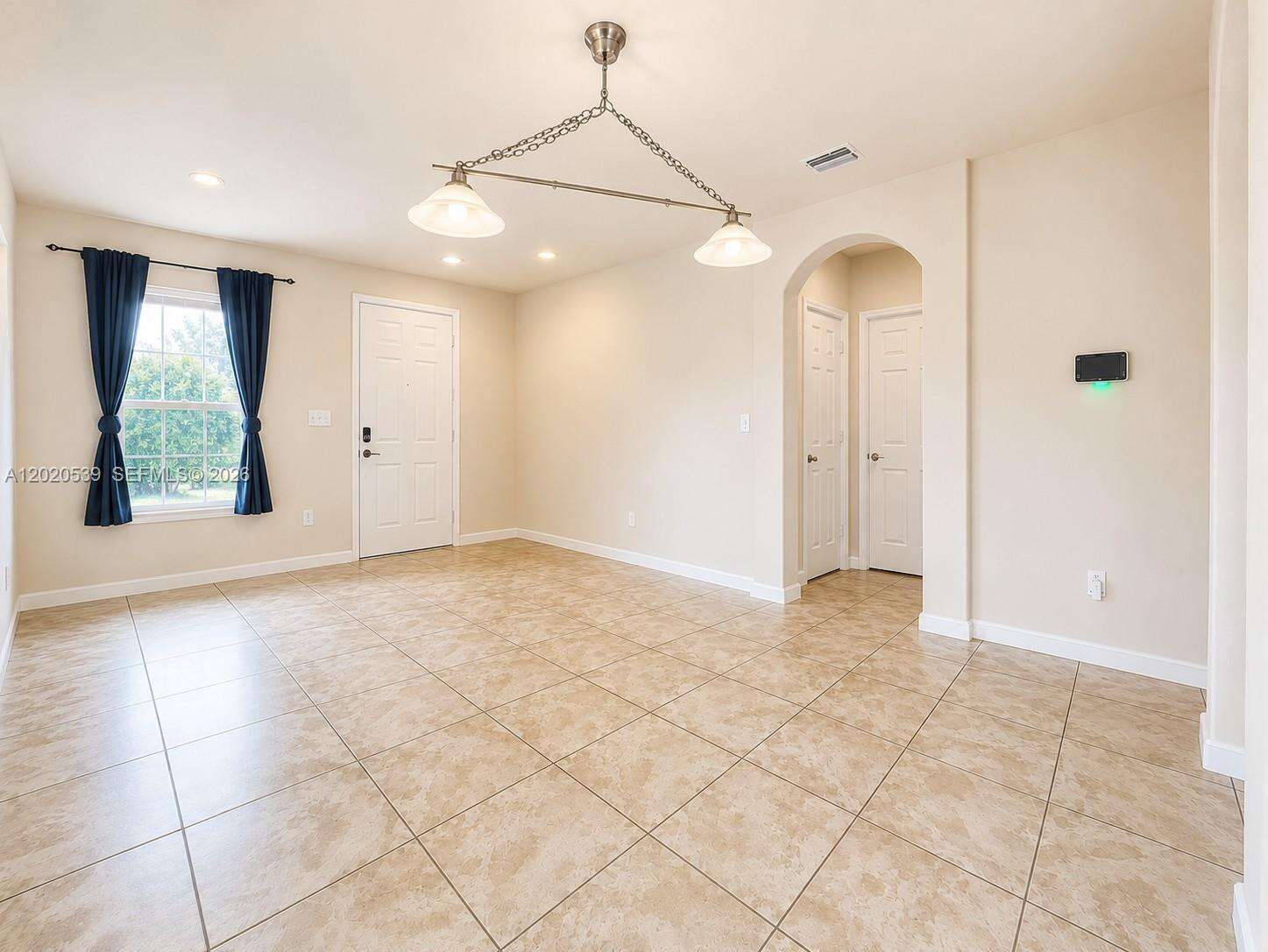 Miami | 17001 96th St N/A | Picture 2