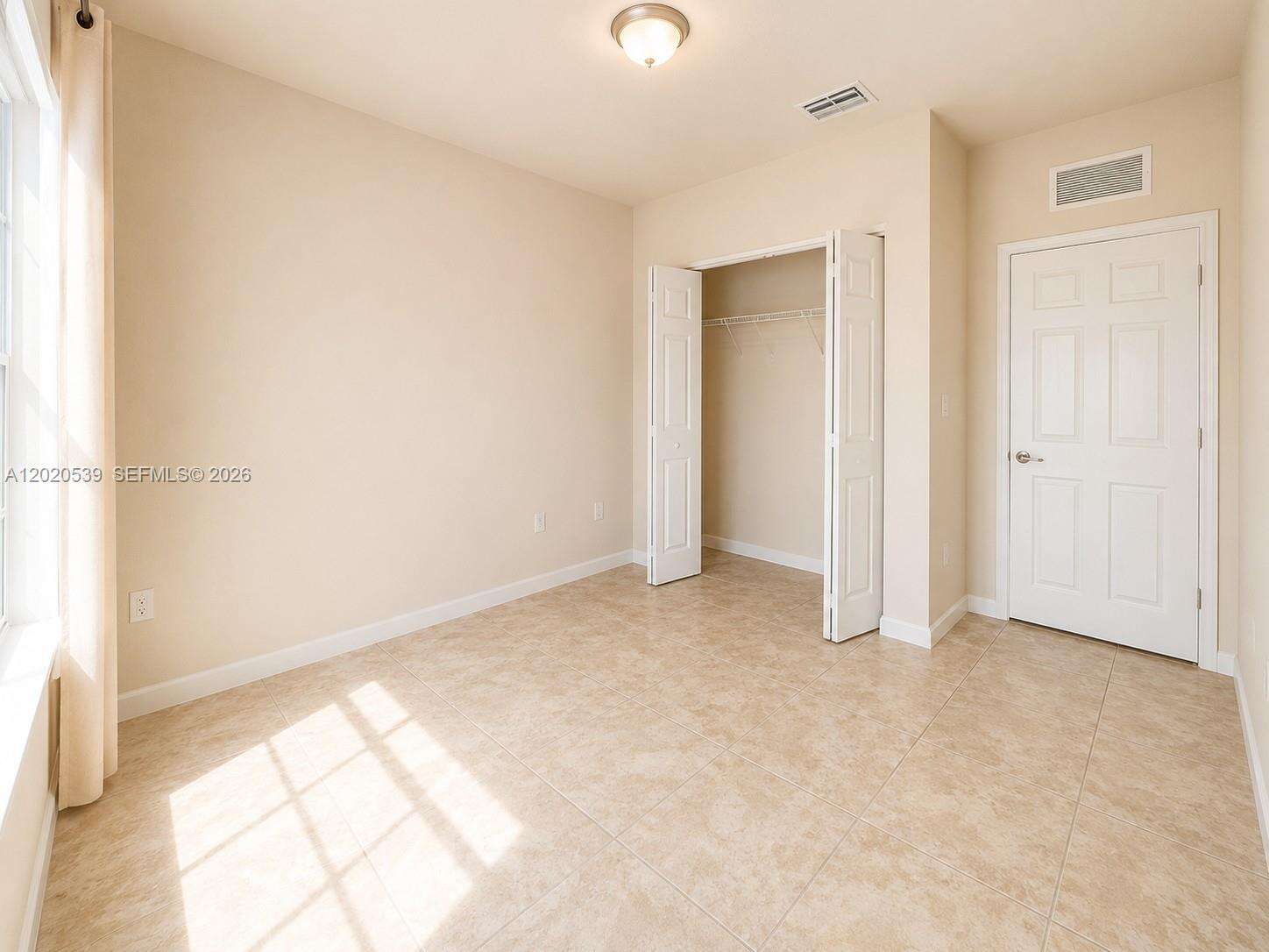 Miami | 17001 96th St N/A | Picture 6