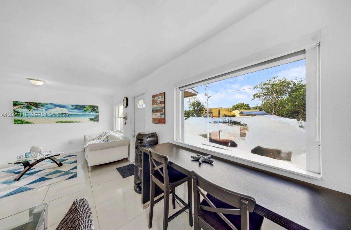 Hollywood | 2411 Fletcher St N/A | Picture 9