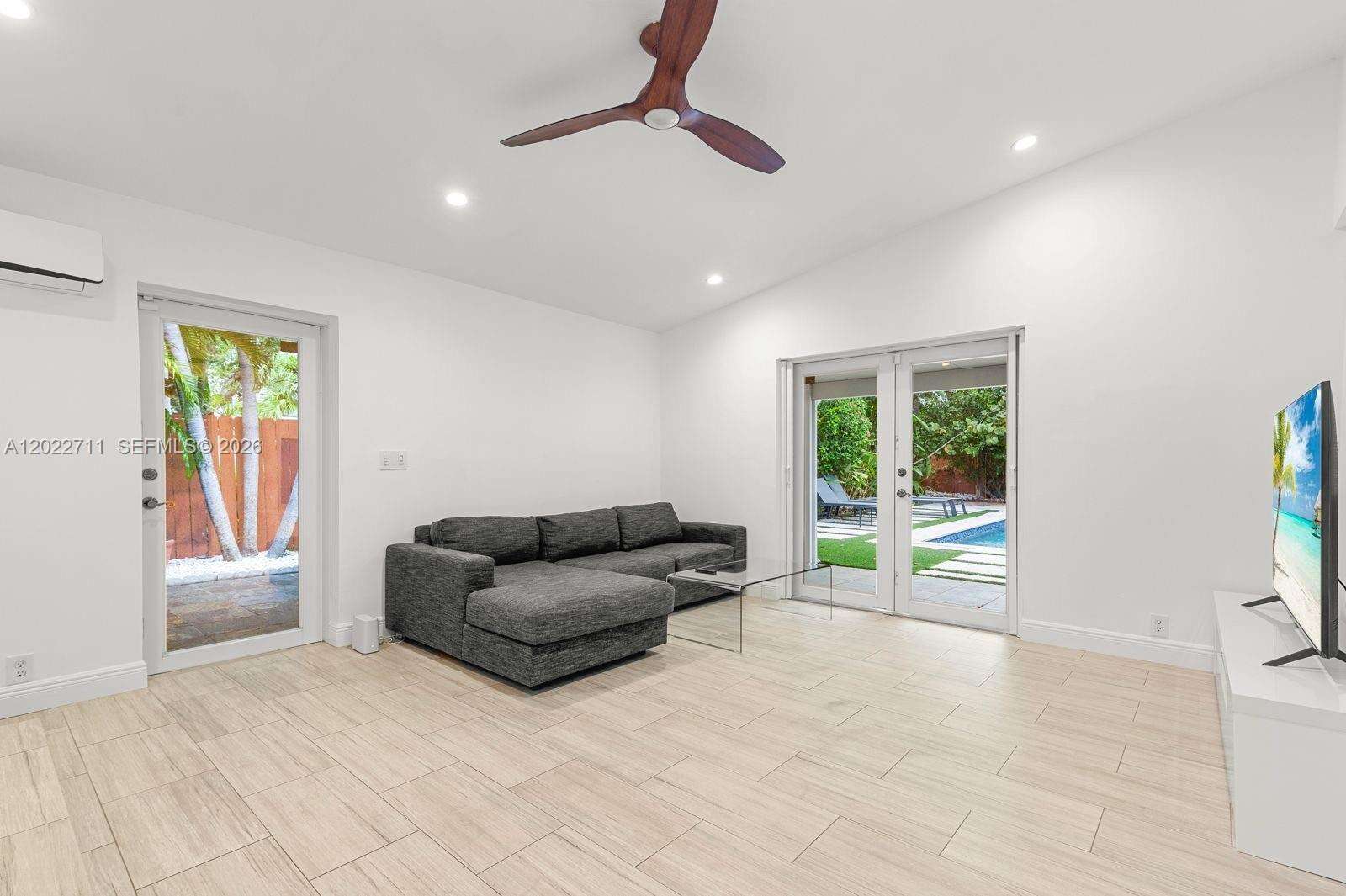 Miami | 443 71st St N/A | Picture 11