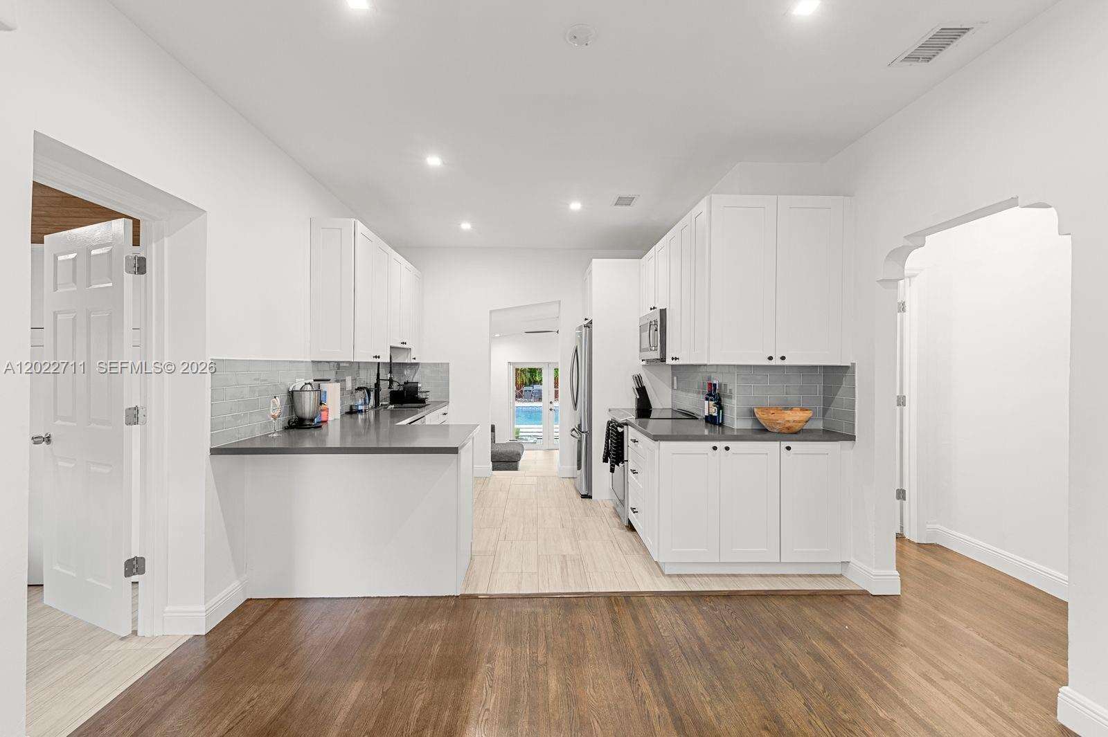 Miami | 443 71st St N/A | Picture 16