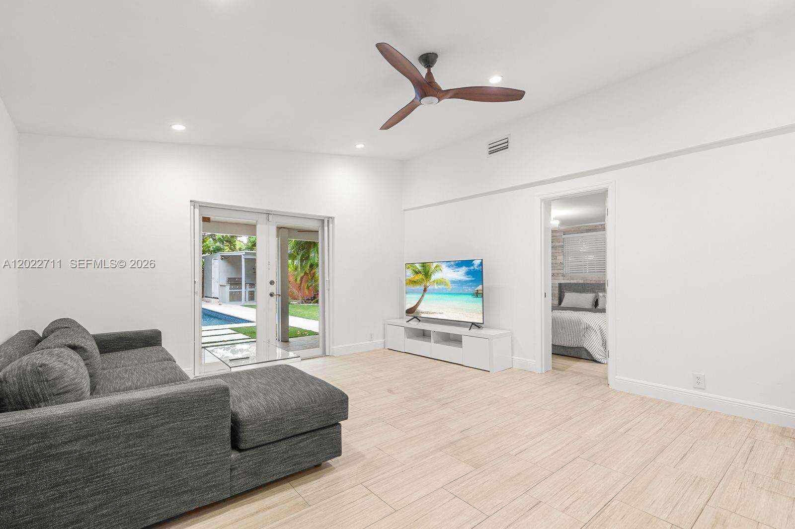 Miami | 443 71st St N/A | Picture 9