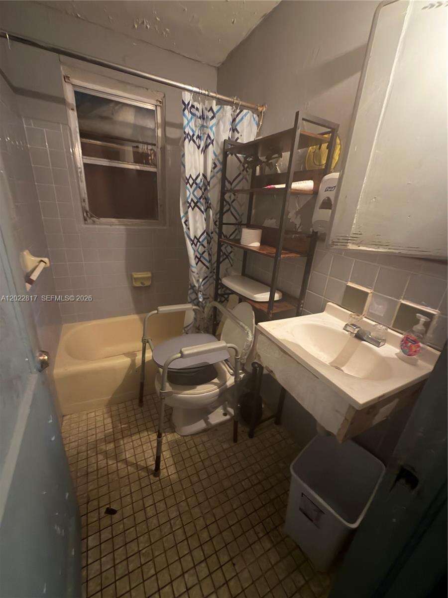 Hollywood | 5740 Taylor St N/A | Picture 4