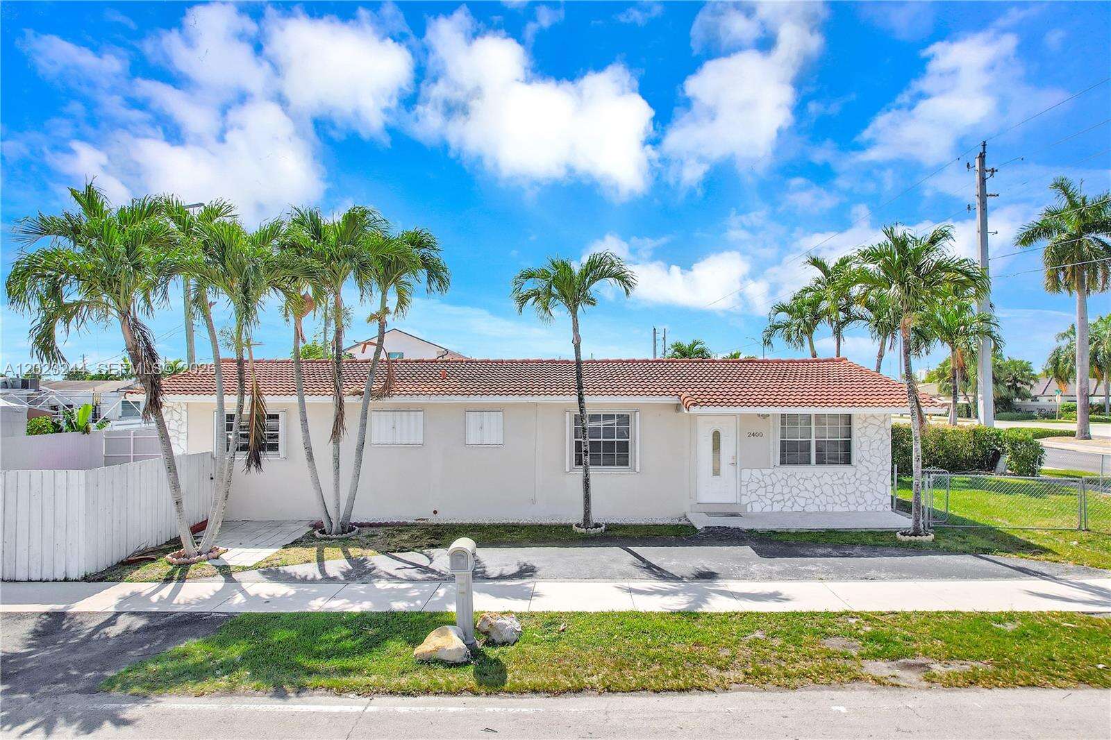 Miami | 2400 103rd Ct N/A | Picture 2