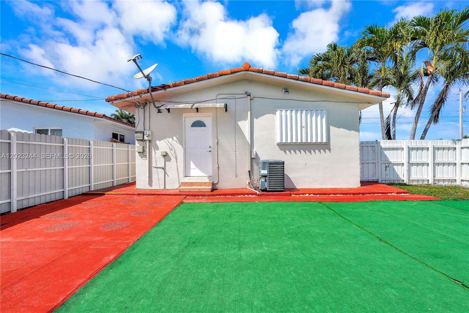 Miami | 2400 103rd Ct N/A | Picture 22
