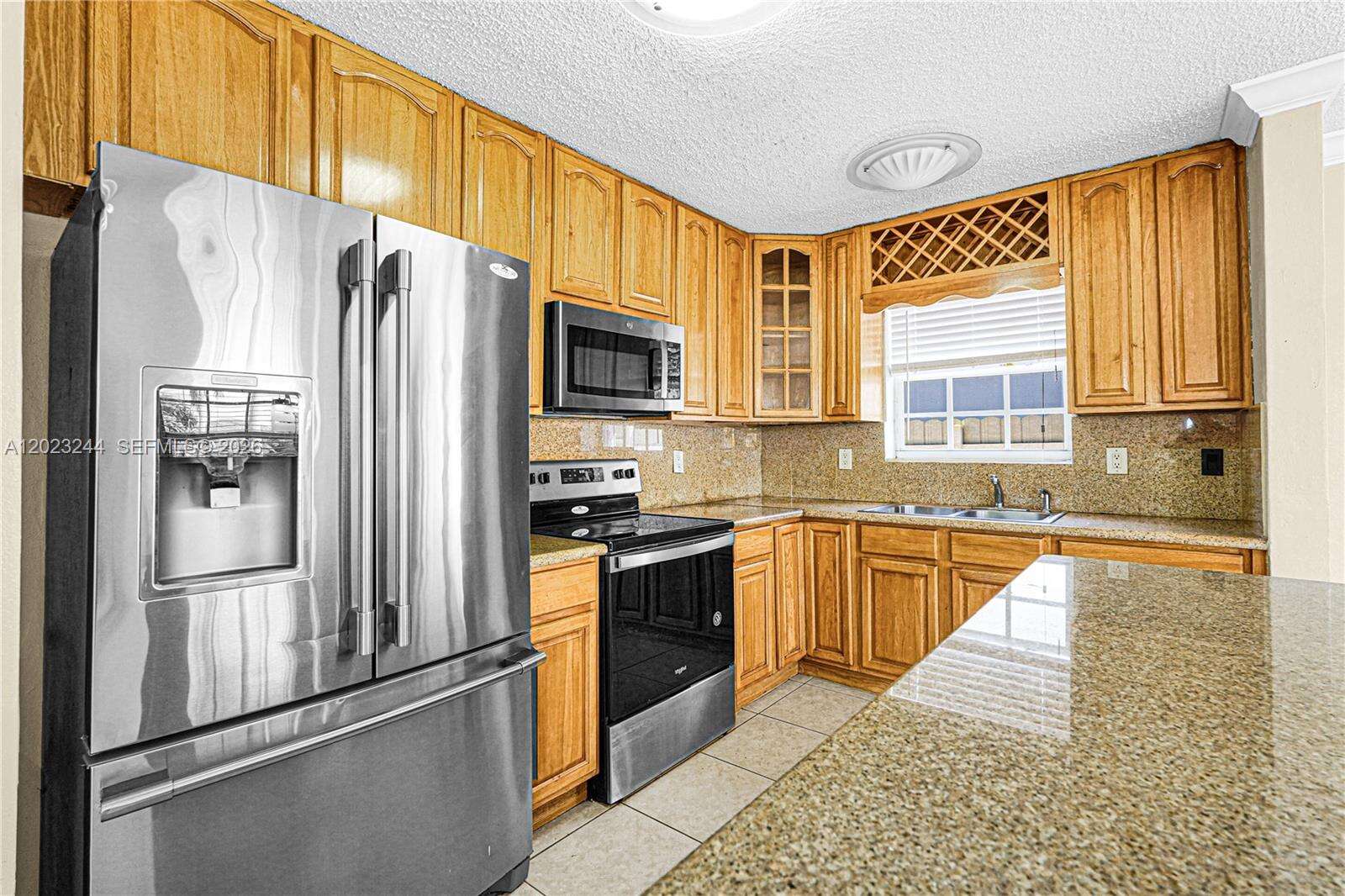 Miami | 2400 103rd Ct N/A | Picture 7