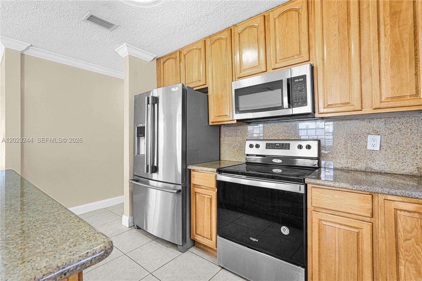 Miami | 2400 103rd Ct N/A | Picture 9
