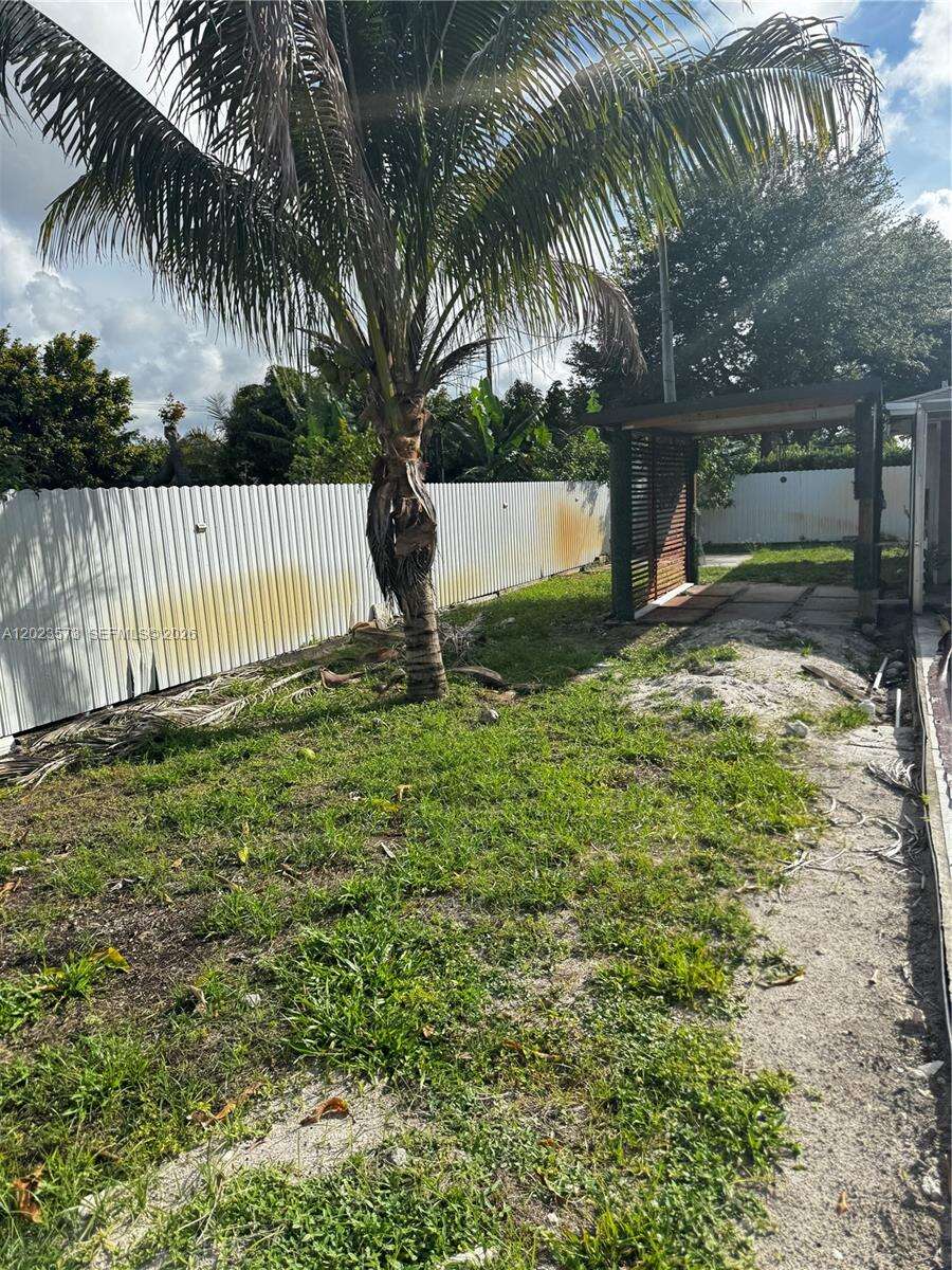 Plantation | 4560 6th Ct N/A | Picture 2