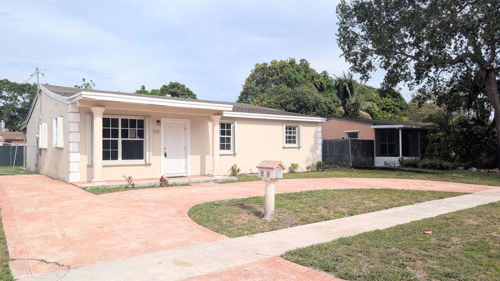 Hollywood | 541 68th N/A | Picture 1