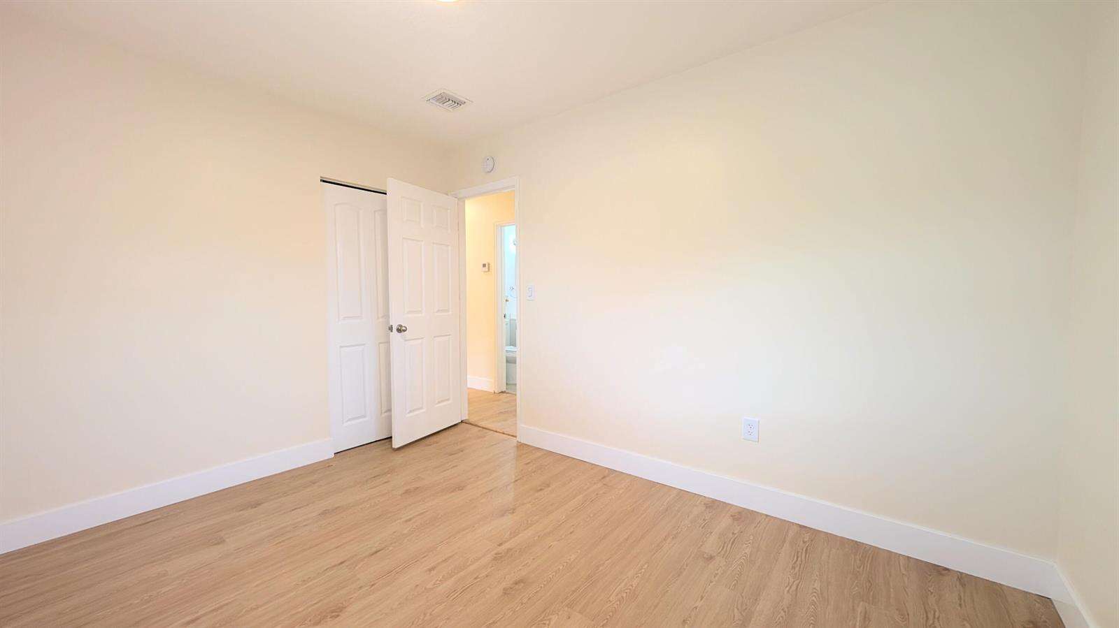 Hollywood | 541 68th N/A | Picture 18
