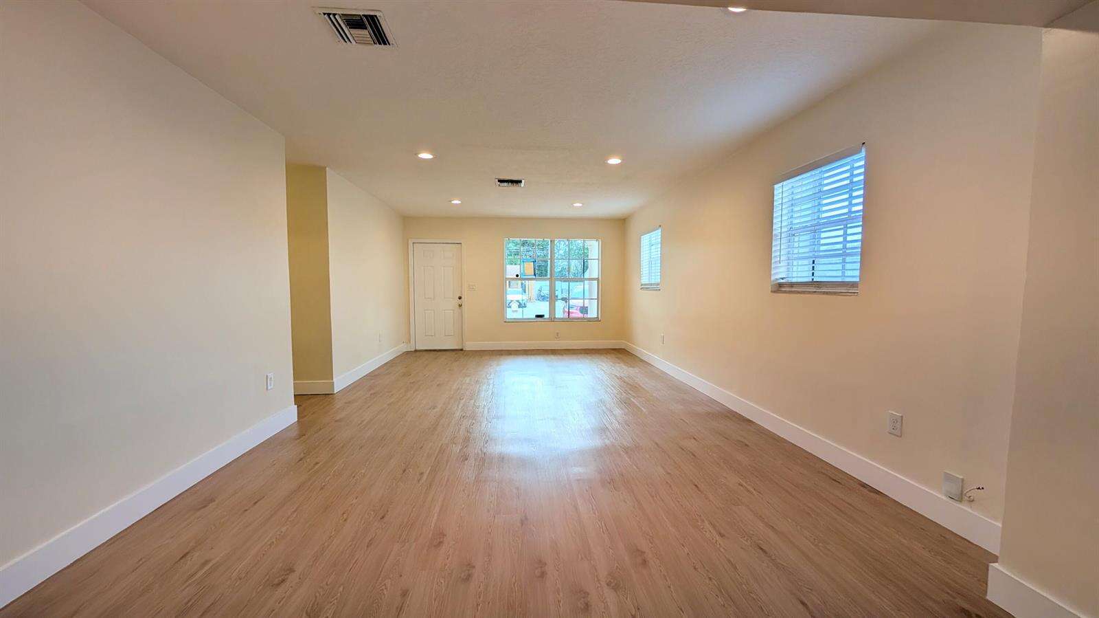Hollywood | 541 68th N/A | Picture 10