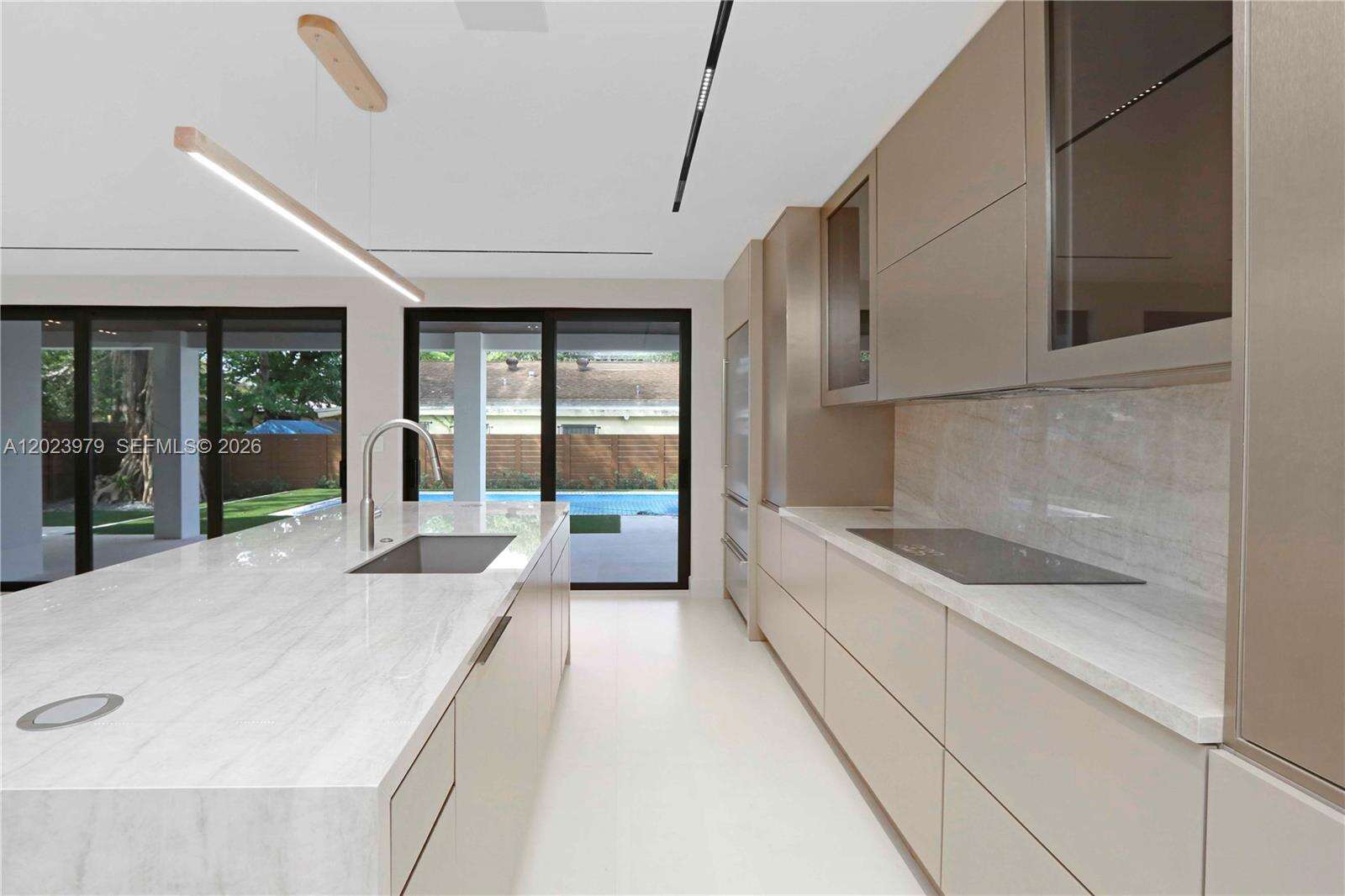 Miami | 330 19th Rd N/A | Picture 9