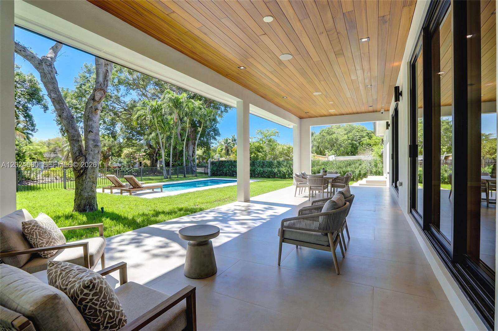 Miami | 6853 Waterway Dr N/A | Picture 16