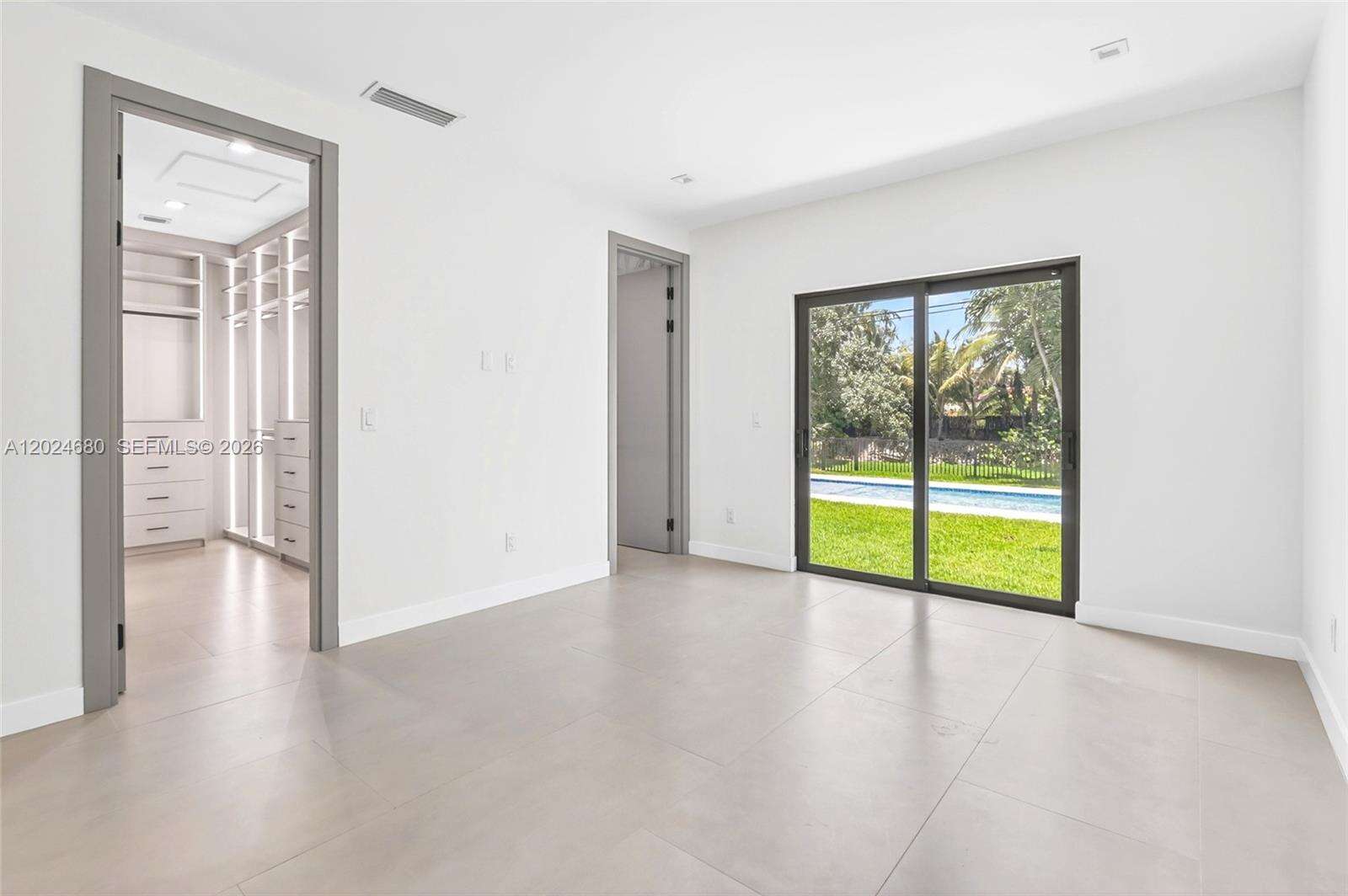 Miami | 6853 Waterway Dr N/A | Picture 19