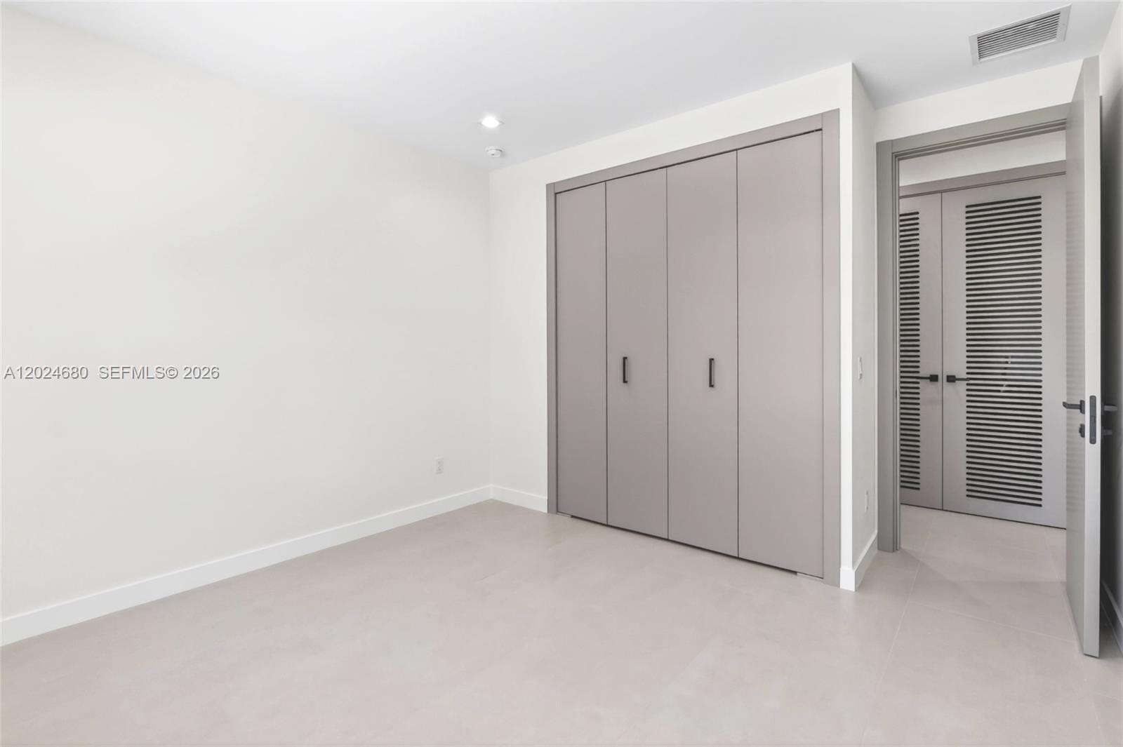 Miami | 6853 Waterway Dr N/A | Picture 23