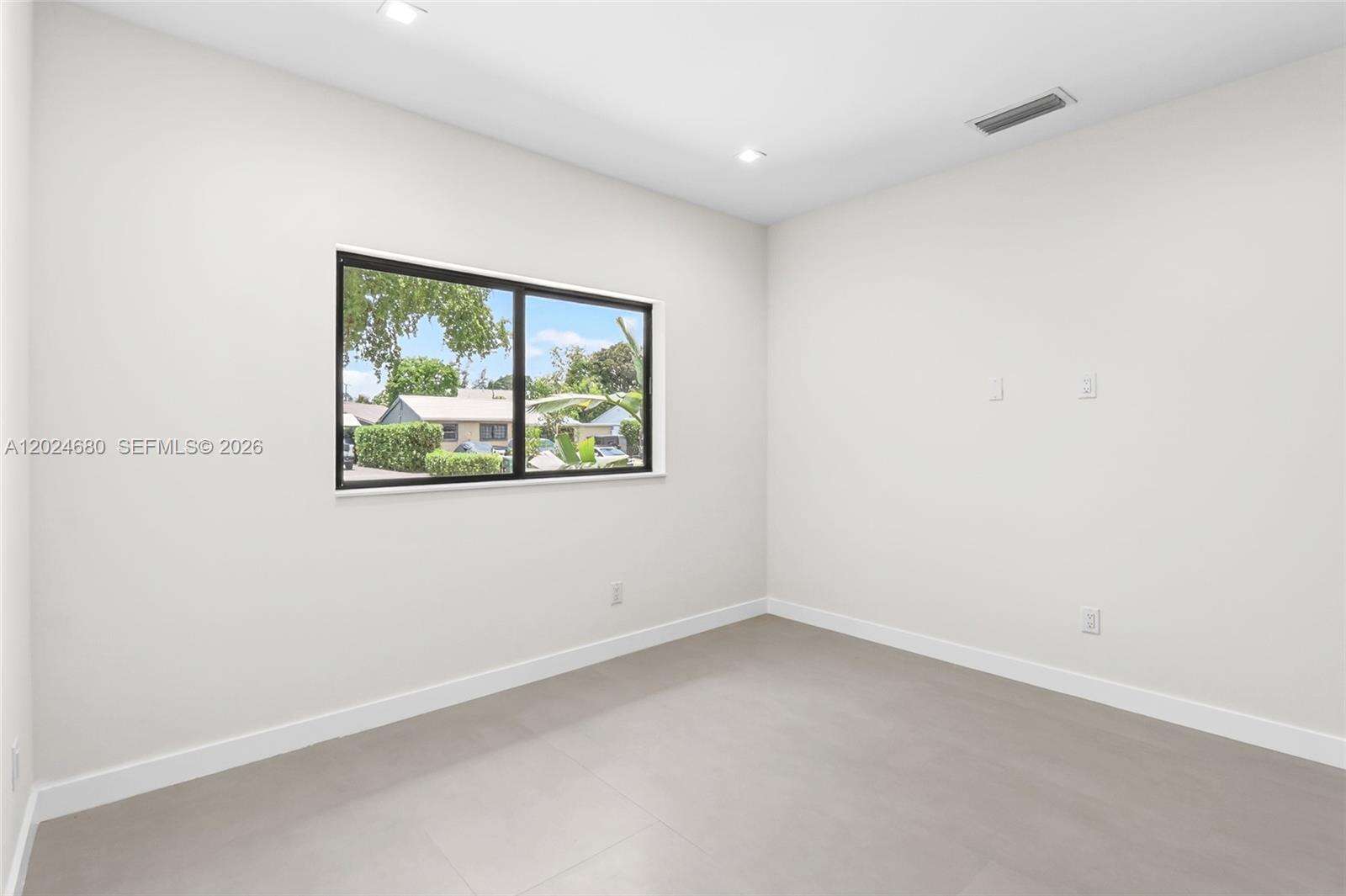 Miami | 6853 Waterway Dr N/A | Picture 28