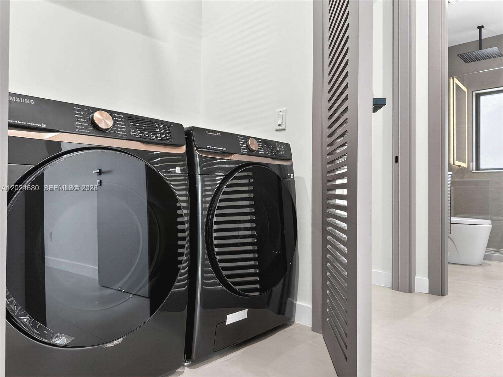 Miami | 6853 Waterway Dr N/A | Picture 31