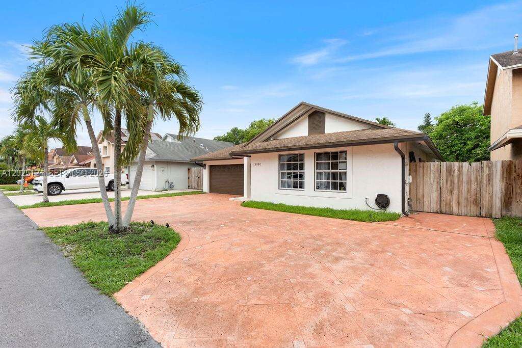 Hialeah | 19080 77th Ct N/A | Picture 3