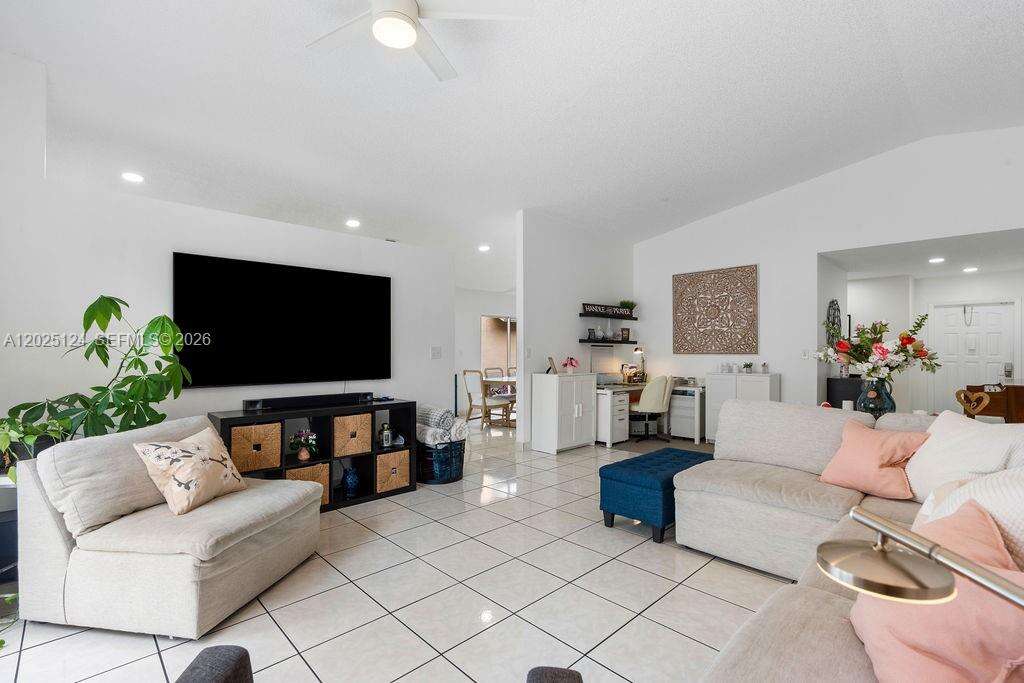 Hialeah | 19080 77th Ct N/A | Picture 7
