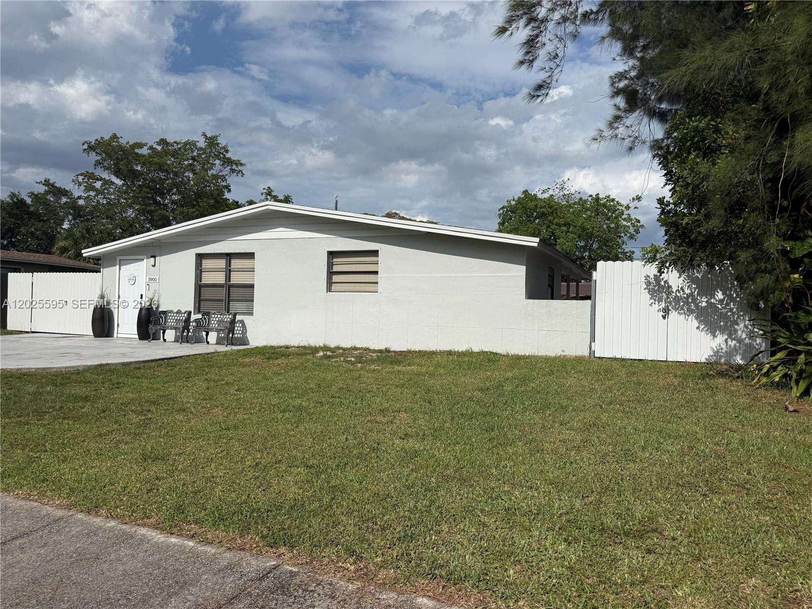 Davie | 3900 60th Ave N/A | Picture 2