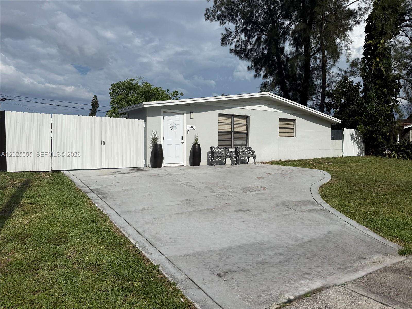 Davie | 3900 60th Ave N/A | Picture 3