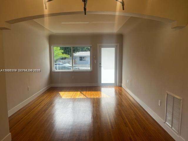 Miami | 2355 36th Ave N/A | Picture 10