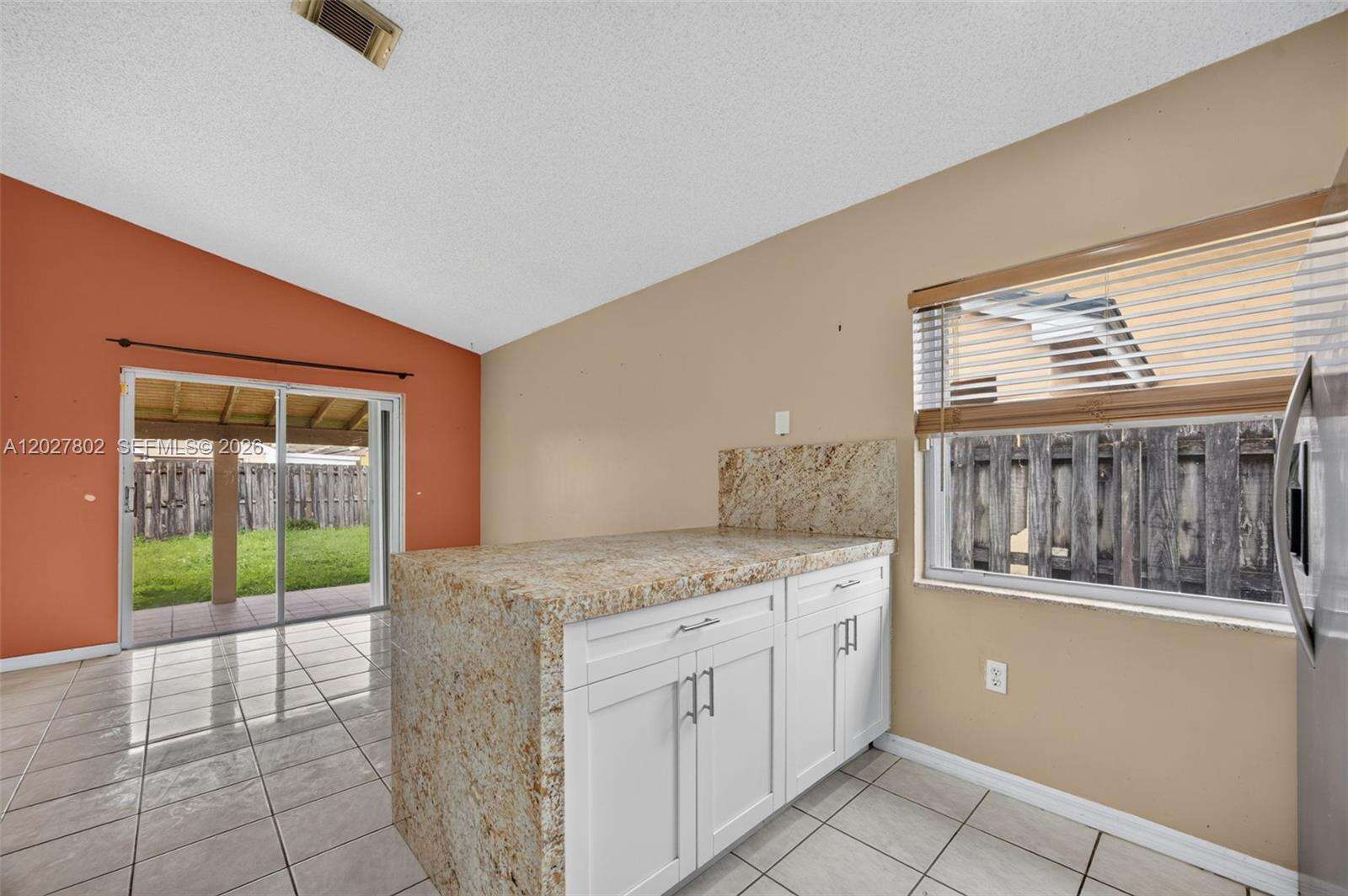 Miami | 8462 158th Ct N/A | Picture 27