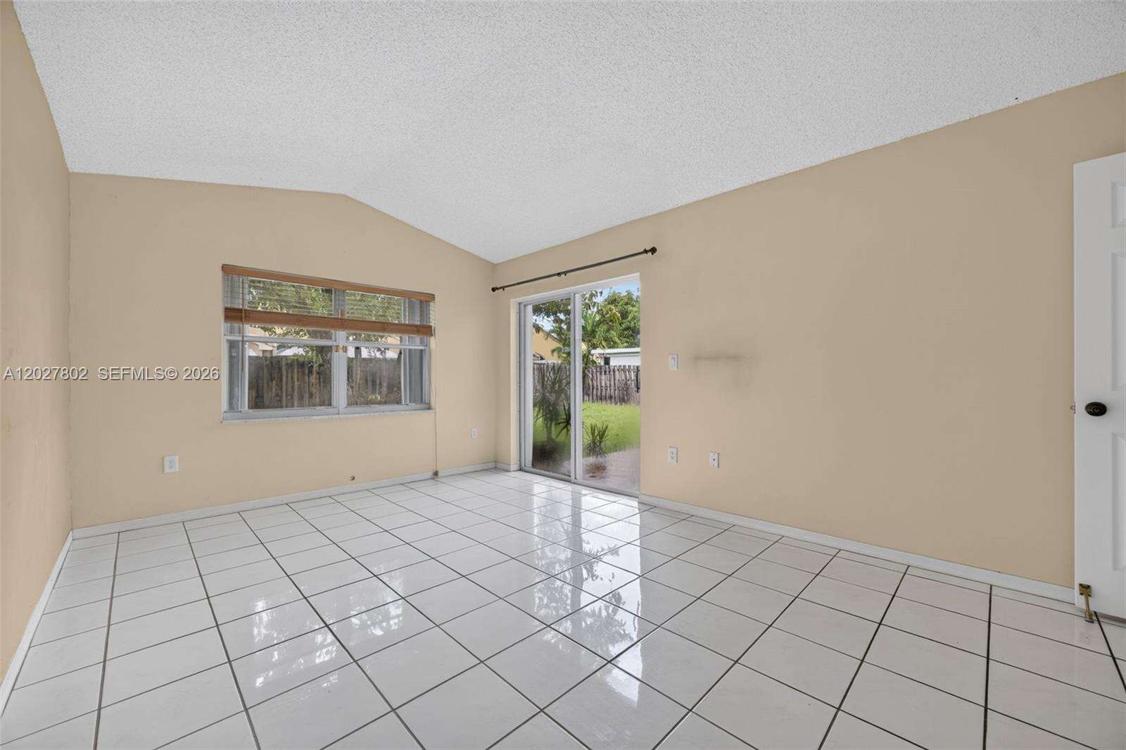 Miami | 8462 158th Ct N/A | Picture 31