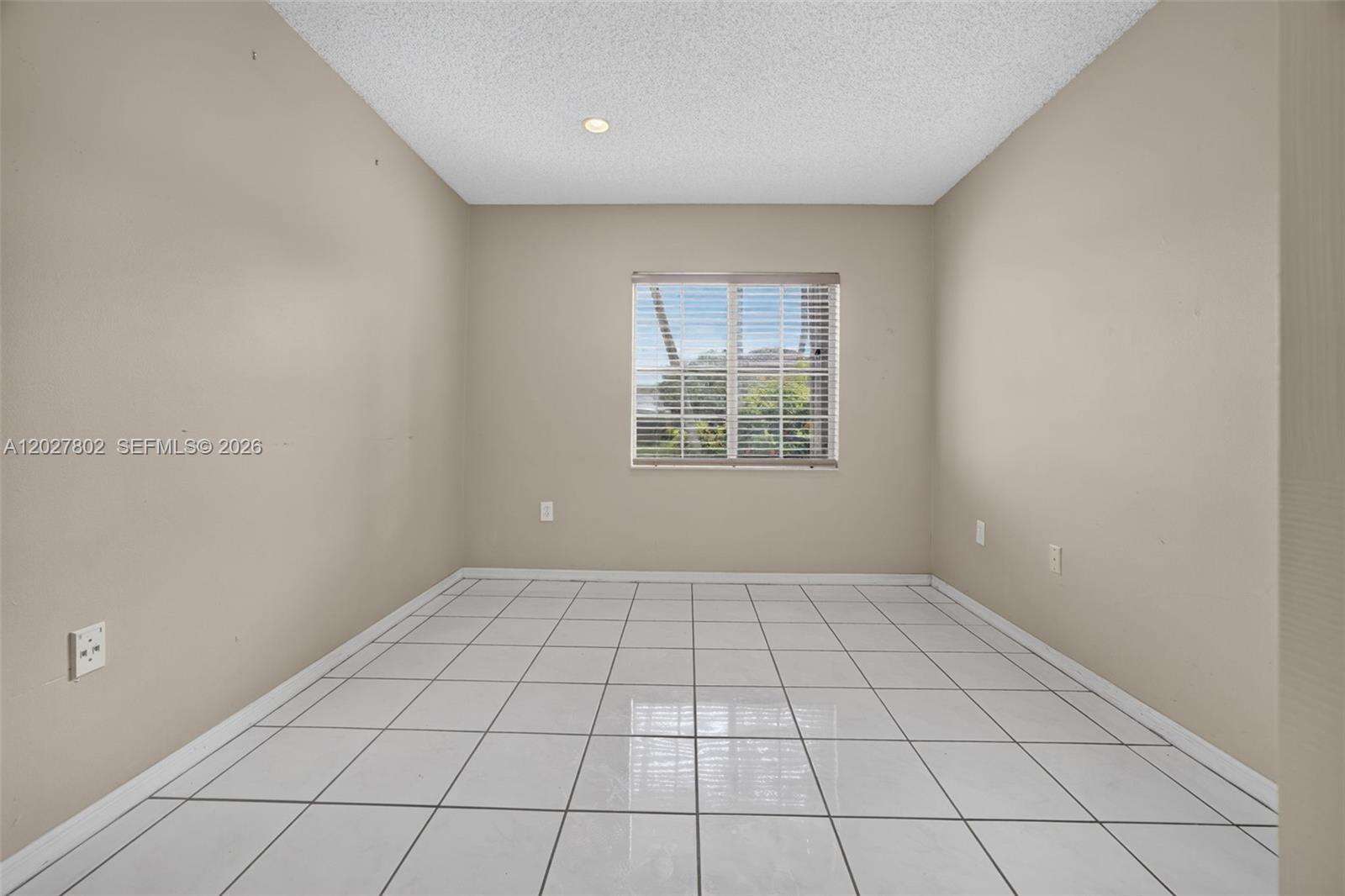 Miami | 8462 158th Ct N/A | Picture 6